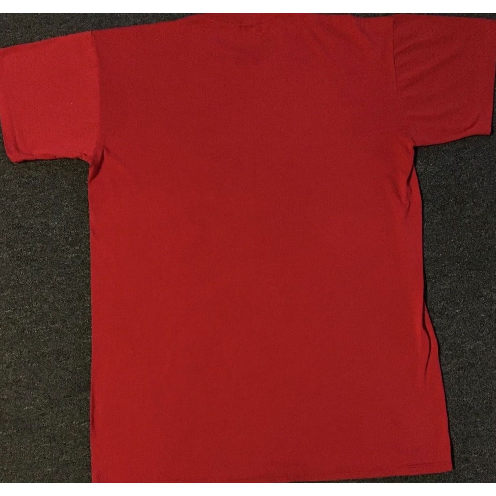 Vintage VINTAGE Santas Helper Sleeping shirt USA Unisex Adults One Size Red Mickey Mouse 90s 80s Cartoon Christmas Tree Pattern Distressed Funny Shirt Size US M / EU 48-50 / 2 - 4 Thumbnail