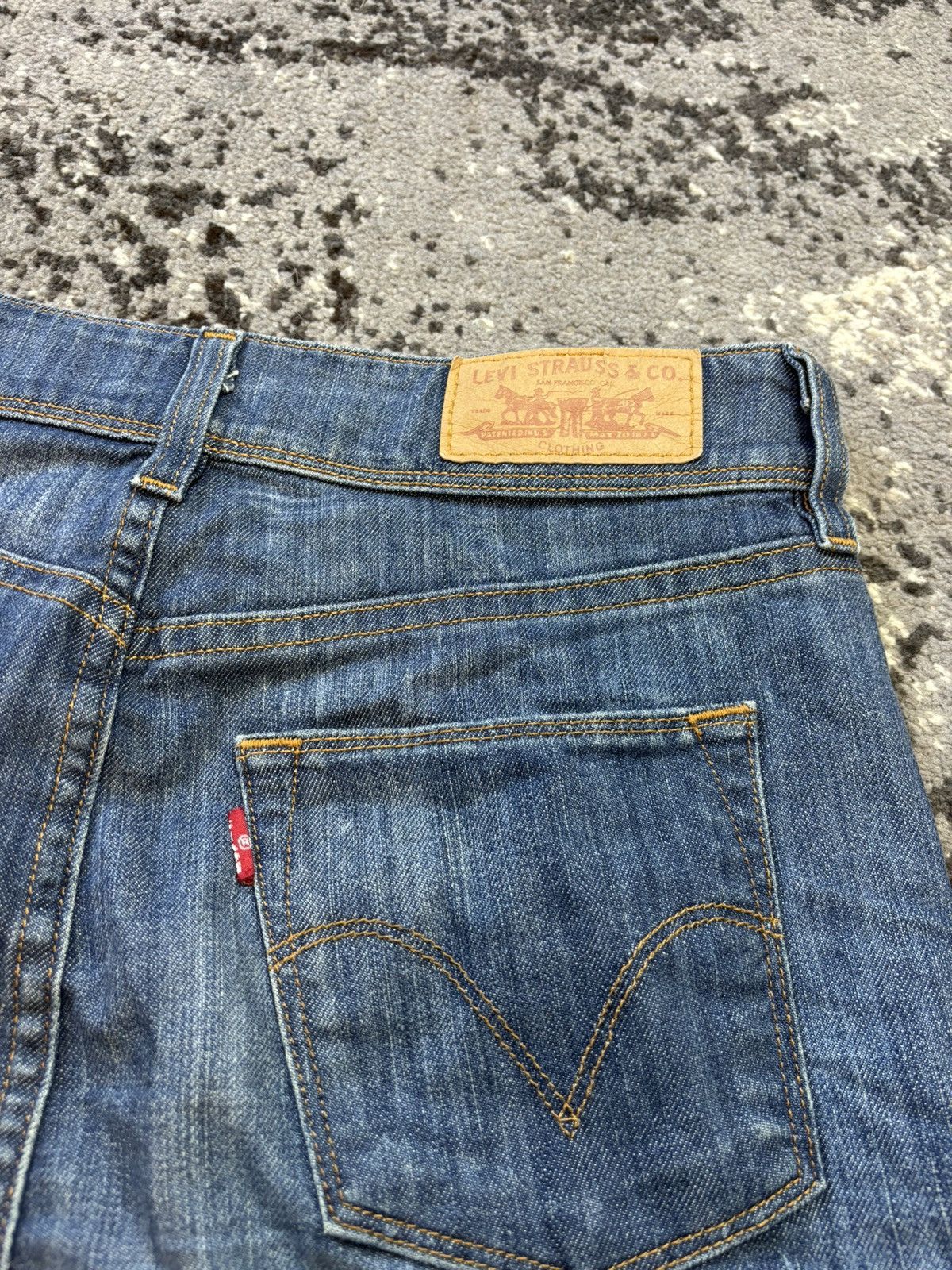 Levi's × Vintage Vintage Levi’s mini denim skirt y2k style Size 30" / US 8 / IT 44 - 4 Thumbnail