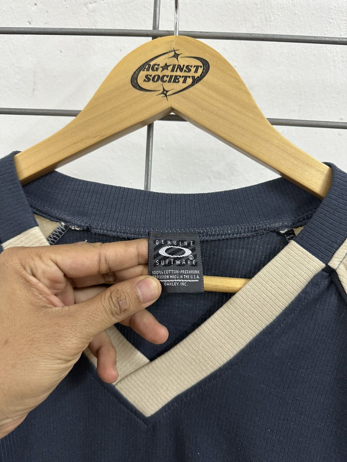 Oakley Rare And Beautiful Vintage 90’s Oakley Software Jersey Knit Size US XL / EU 56 / 4 - 5 Thumbnail