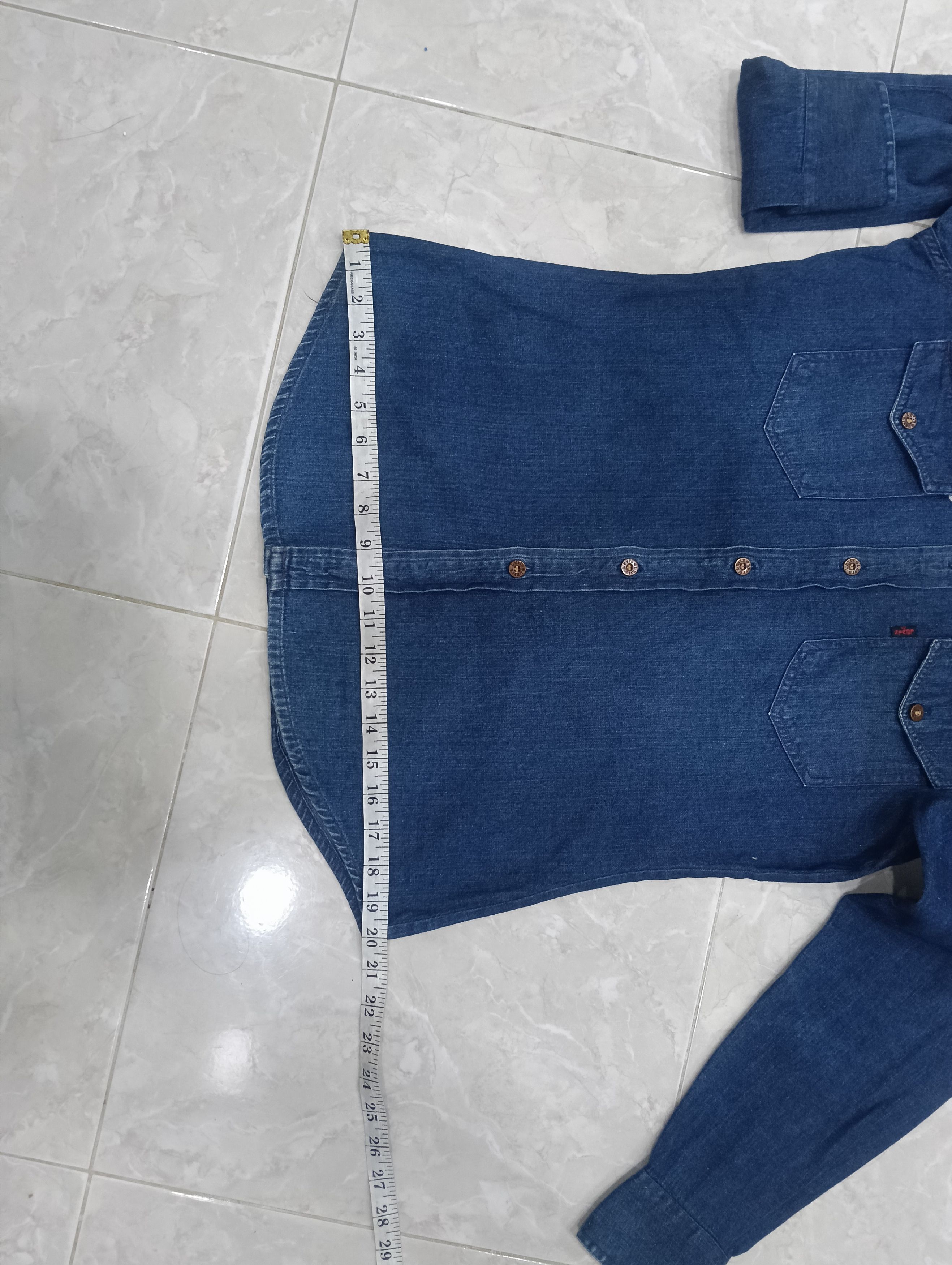 Levi's Vintage Clothing Vintage Repro Levis Big E Button Size US M / EU 48-50 / 2 - 17 Thumbnail
