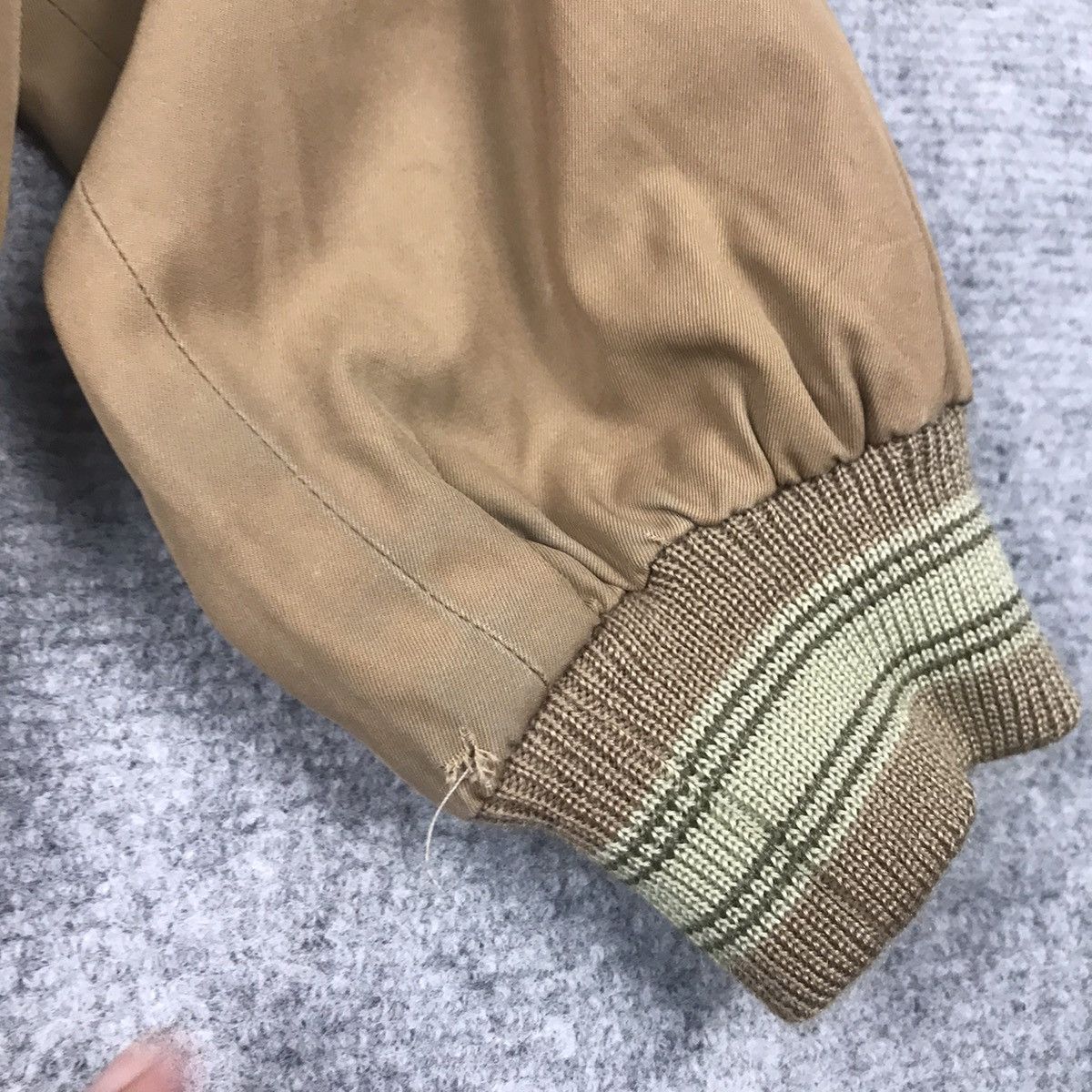 Burberry × Vintage VINTAGE BURBERRY KHAKI ZIPPER JACKET Size US M / EU 48-50 / 2 - 4 Thumbnail