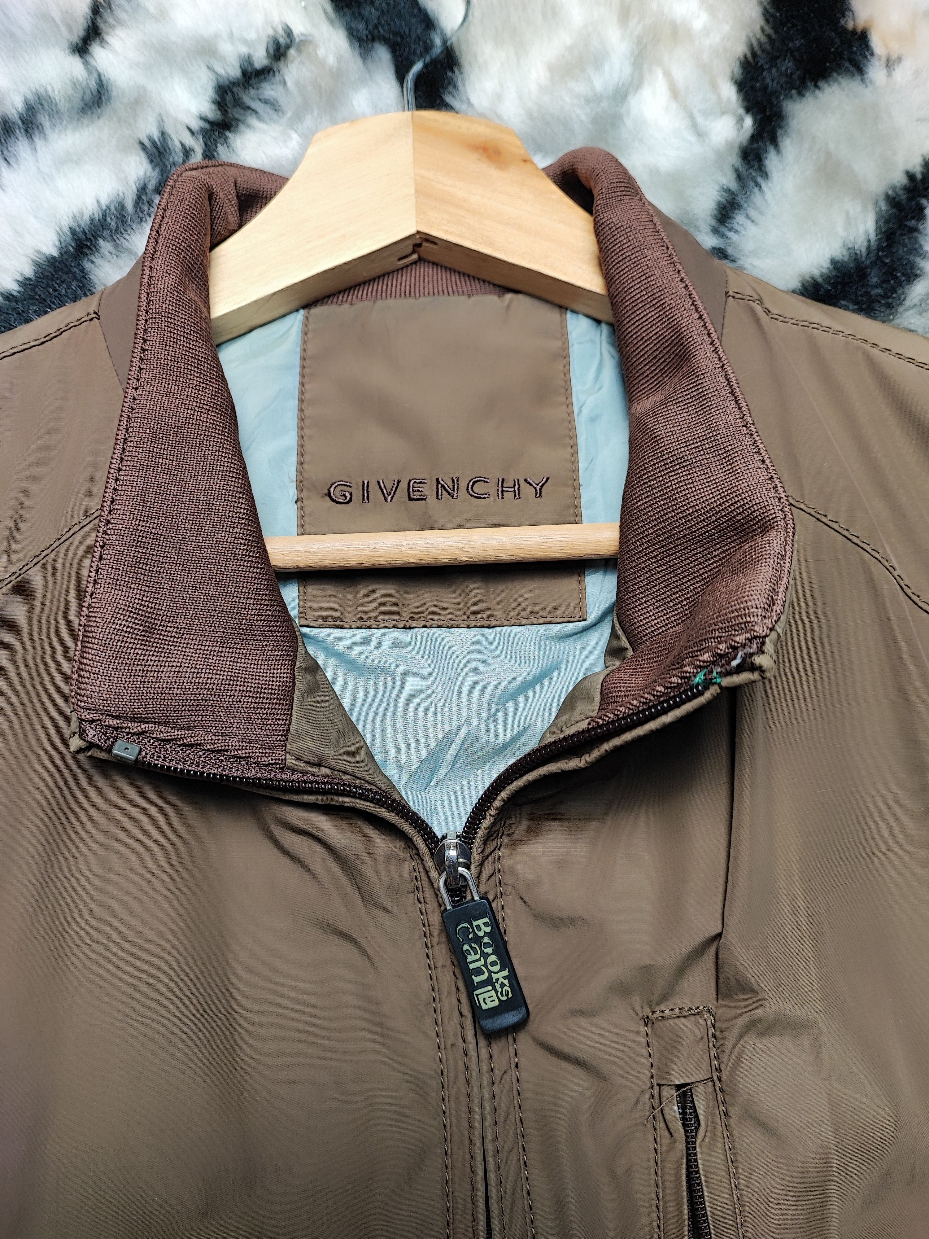 Givenchy Givenchy Bombers Light Jacket Travis Scoot Colour Size US L / EU 52-54 / 3 - 9 Thumbnail