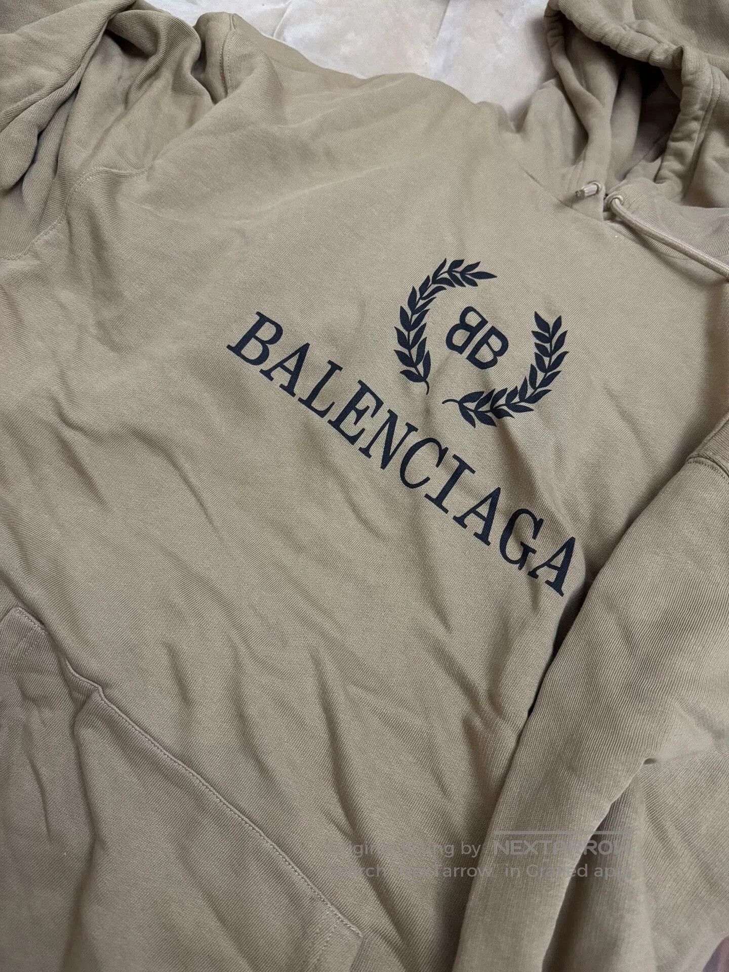 Balenciaga balenciaga embroidered khaki sweatshirt. Size US S / EU 44-46 / 1 - 1 Thumbnail