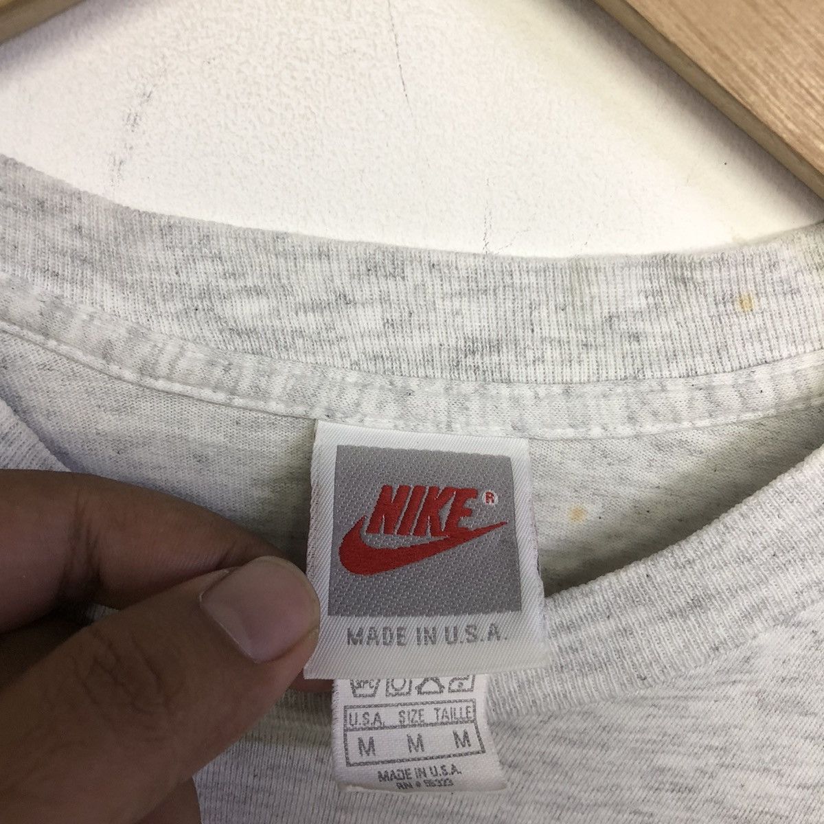Nike VINTAGE NIKE KRASHKREW HIGHHOOPS BASKETBALL TSHIRT Size US M / EU 48-50 / 2 - 10 Thumbnail