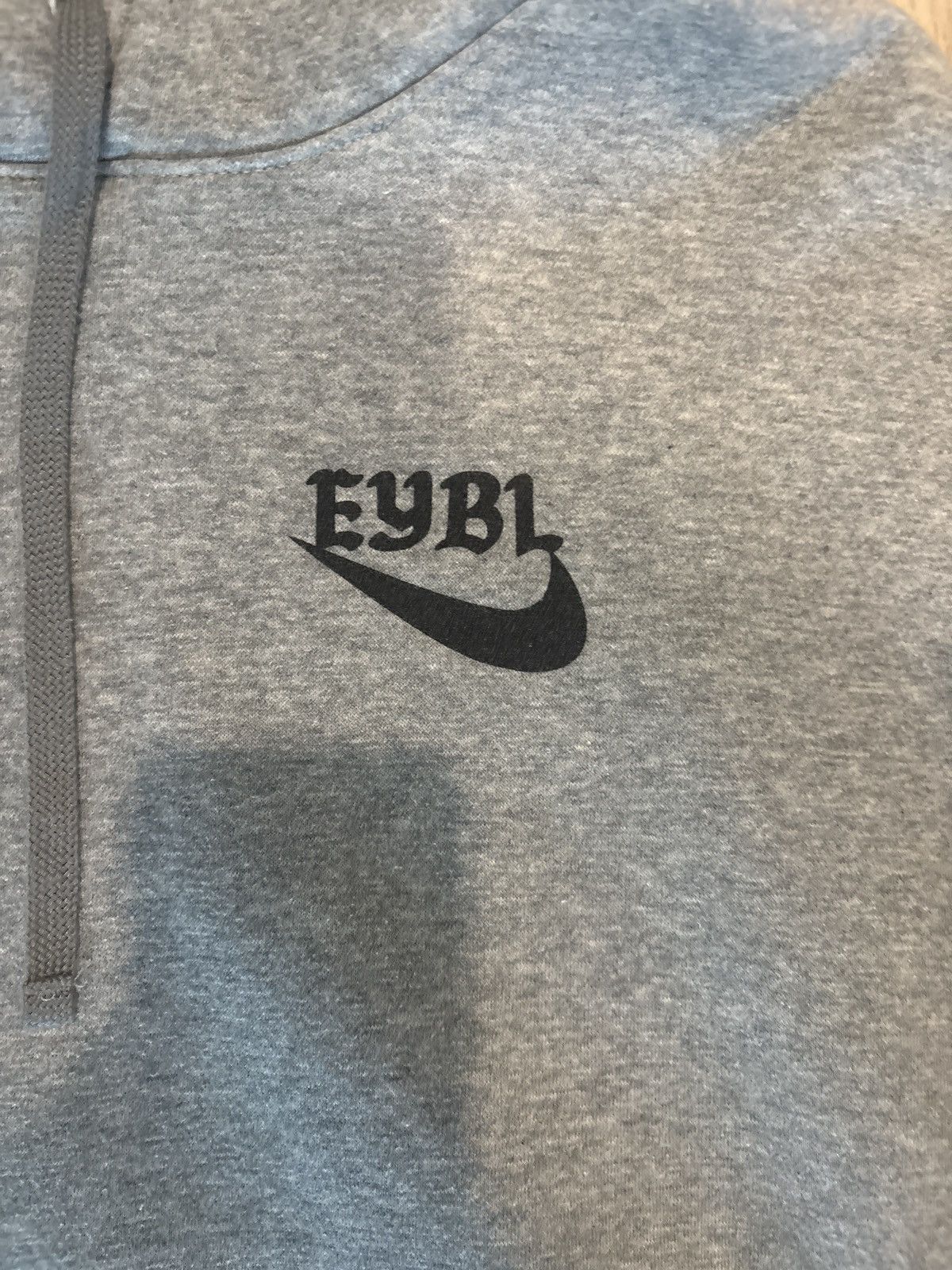 Nike Nike EYBL Hoodie Size US XL / EU 56 / 4 - 3 Thumbnail
