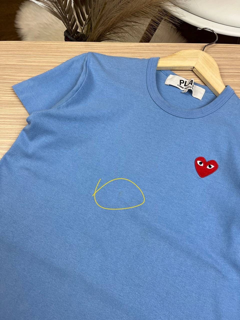 Comme des Garcons PLAY × Vintage Comme Des Garcons Cdg Play Black Heart Shirt Size US S / EU 44-46 / 1 - 8 Thumbnail