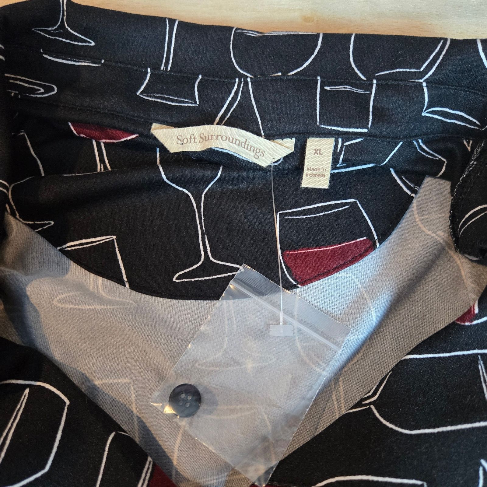 Soft Surroundings NWT Soft Surroundings Dream Scene 3/4 sleeve XL wine down Size ONE SIZE - 4 Thumbnail