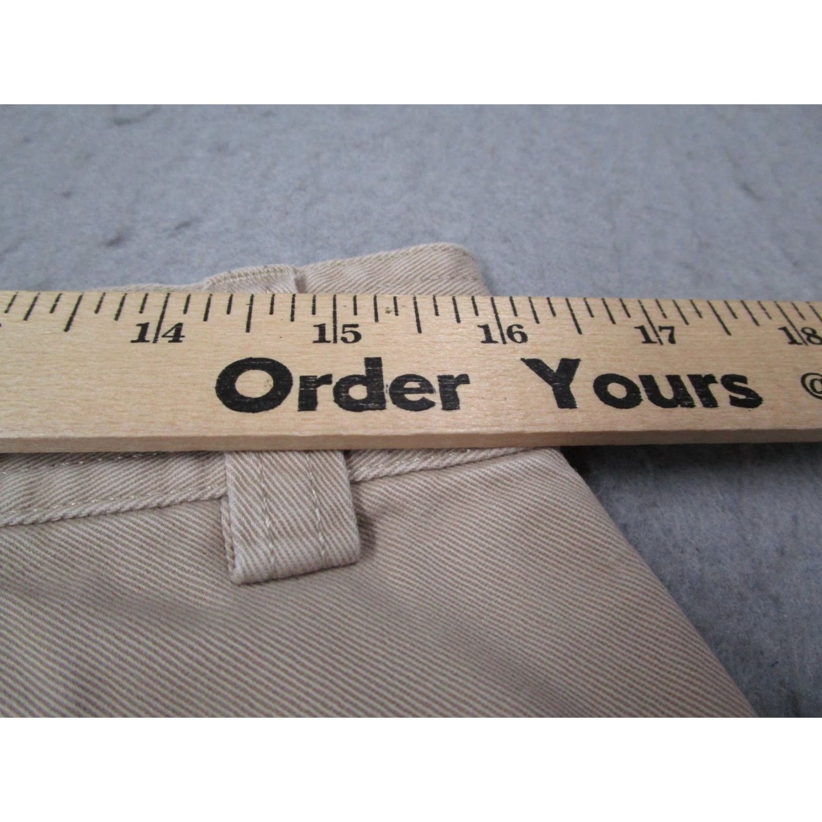 Polo Ralph Lauren VINTAGE Polo Ralph Lauren Chino Cargo Shorts Mens 38 Flat Front Classic Pockets Beige Size US M / EU 48-50 / 2 - 6 Thumbnail