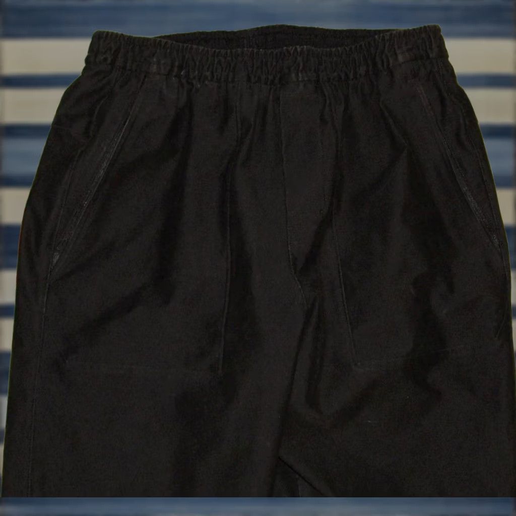 Lululemon LULULEMON Black Utilitech Pull On Pants Classic Fit Small Men Small Inseam 30 Chino Black Size US 29 - 1 Thumbnail