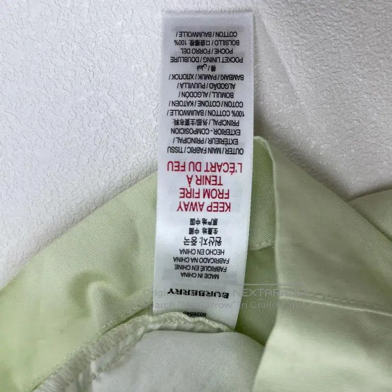Burberry Burberry Women's Light Green Cotton Shorts. Size 30" / US 8 / IT 44 - 5 Thumbnail