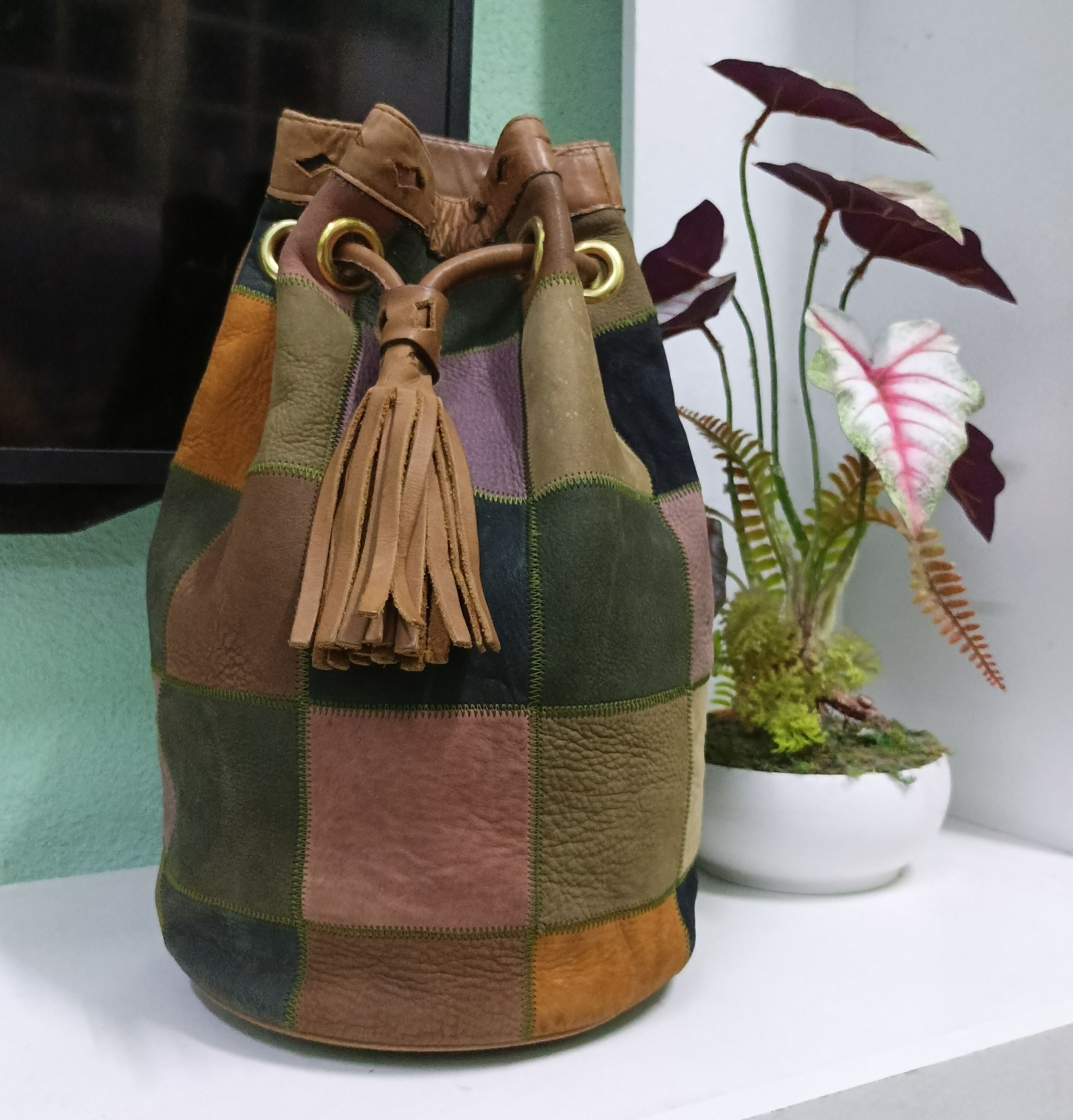 Vintage 🔥FINAL DROP🔥Tre Amore Leather Patchwork Western Bucket Bag Size ONE SIZE - 4 Thumbnail