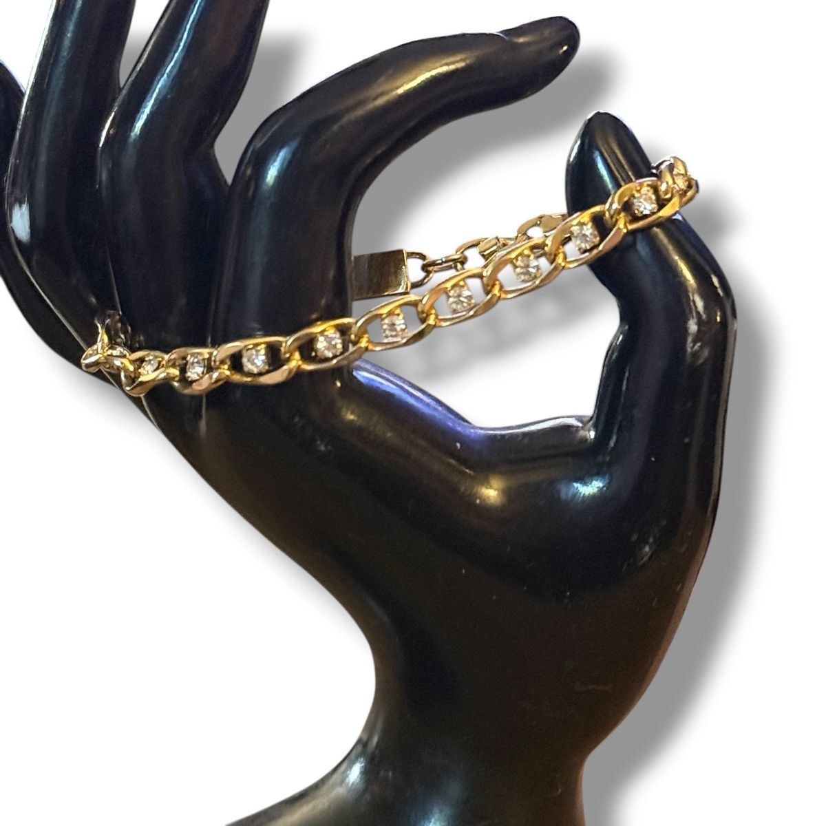 Other Vintage gold tone link bracelet with clear stones Size ONE SIZE - 2 Thumbnail