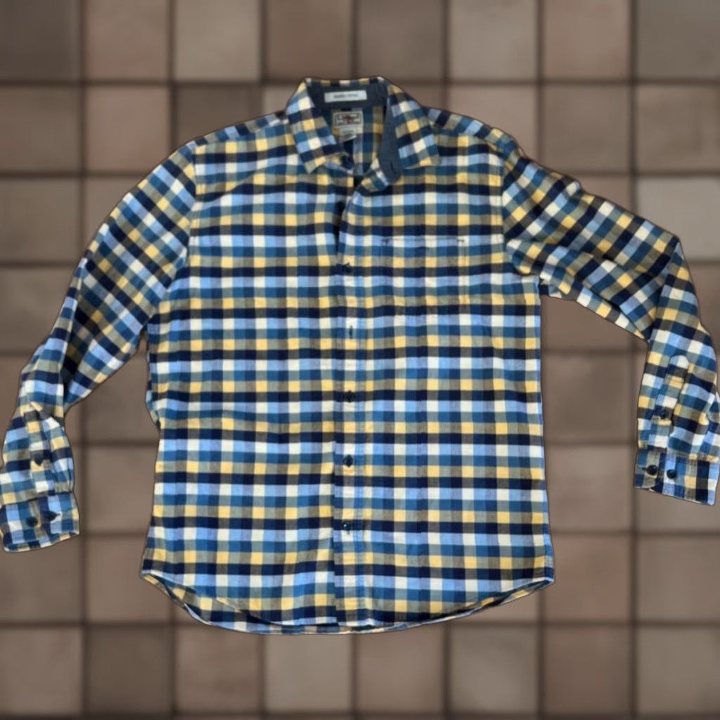 Vintage VINTAGE L.L. Bean Men’s Button-Up Shirt Long Sleeve Cotton Flannel Blue Yellow Plaid Adult Medium Size US M / EU 48-50 / 2 - 1 Thumbnail