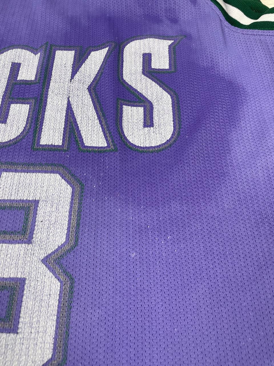 Champion Vintage Champion Milwaukee Bucks Robinson #13 NBA Jersey Size US XL / EU 56 / 4 - 10 Thumbnail