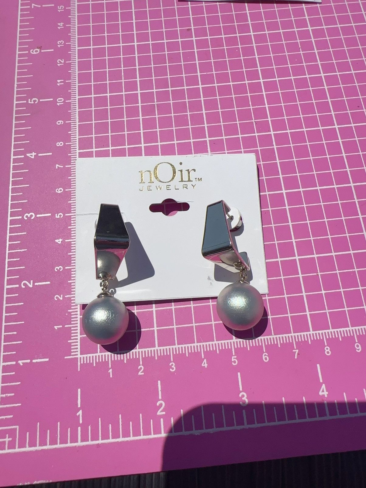 Designer Noir silver tone open diamond square loop silver pearl drop Size ONE SIZE - 4 Thumbnail