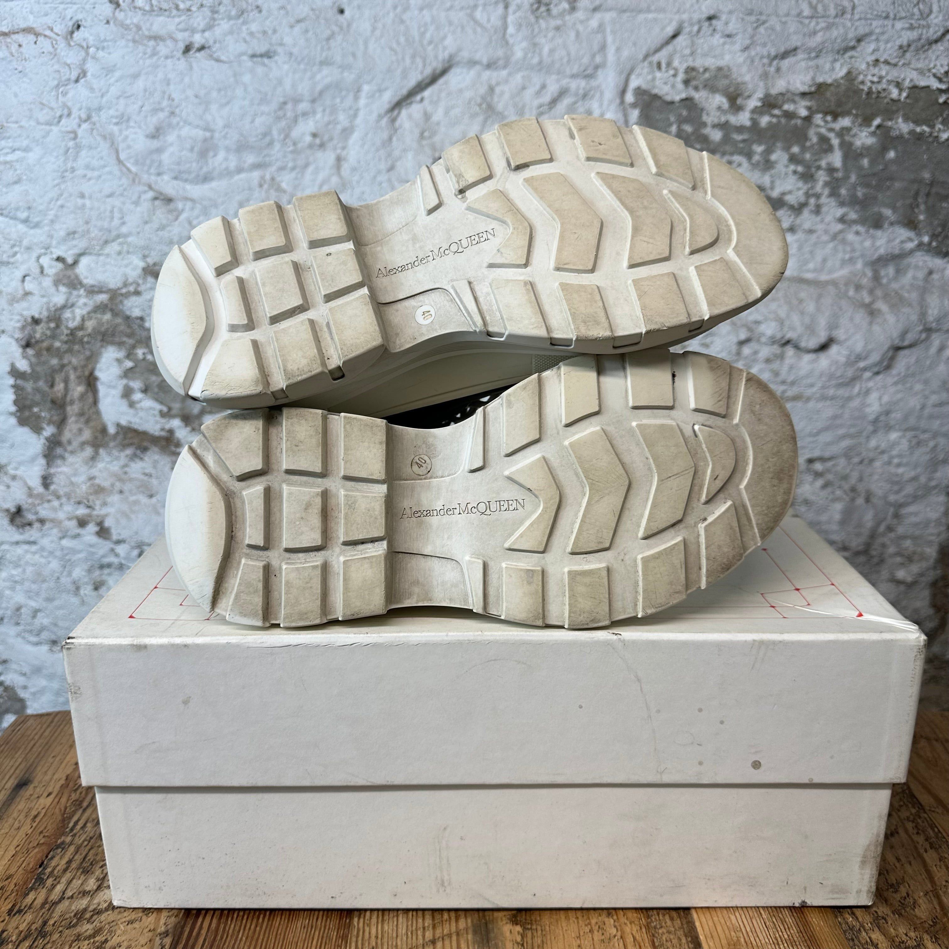 Alexander McQueen Alexander Mcqueen High Black Leather White Tread Boot Sz 7.5 Size US 7.5 / EU 40-41 - 6 Thumbnail