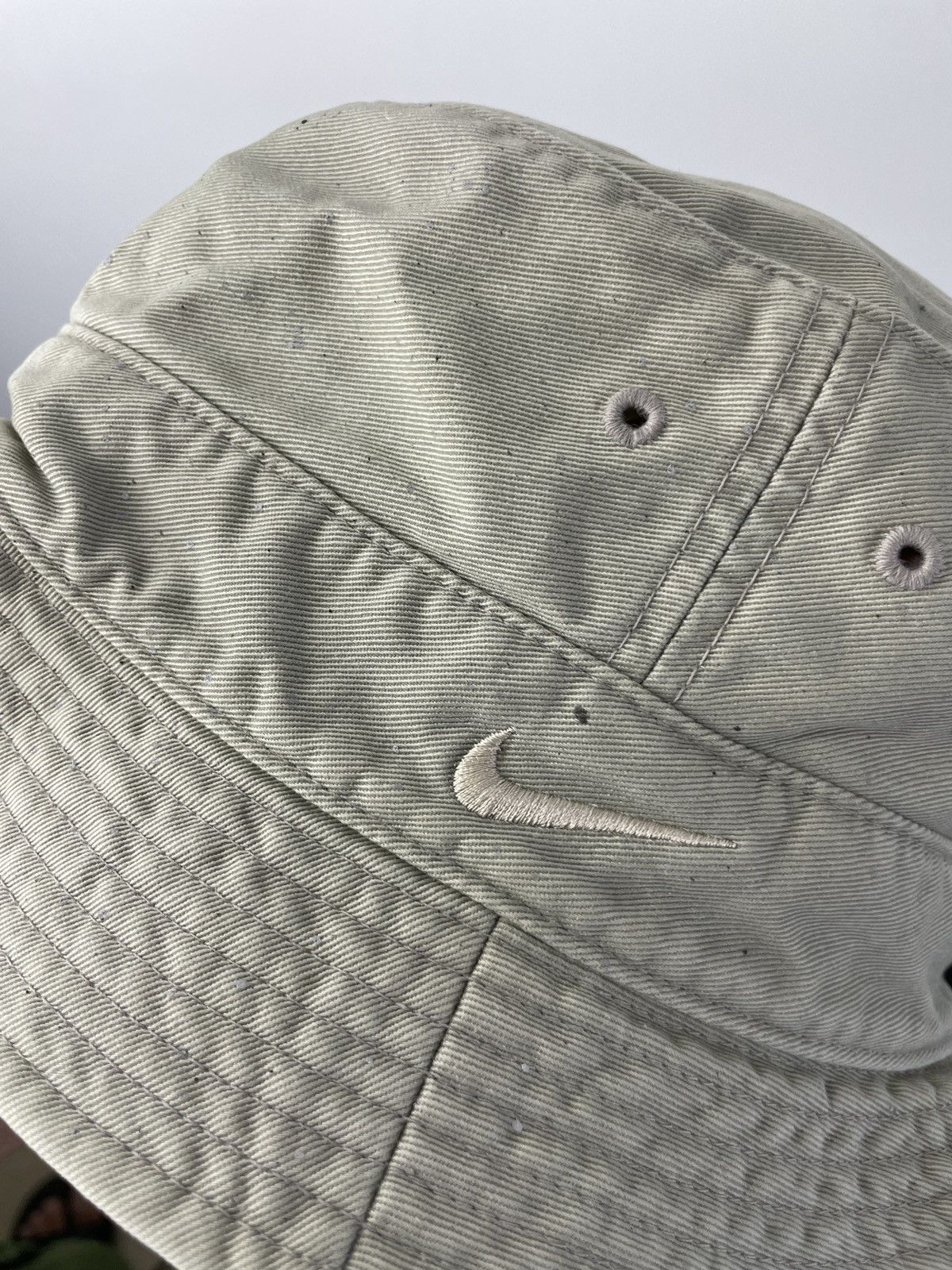 Nike Vntage nike bucket hat painted Size ONE SIZE - 11 Thumbnail