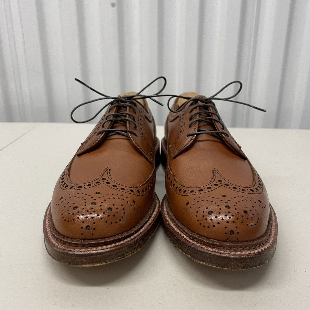 Alden × J.Crew Long Wingtip Bluchers Tobacco Leather Size US 7 / EU 40 - 3 Thumbnail