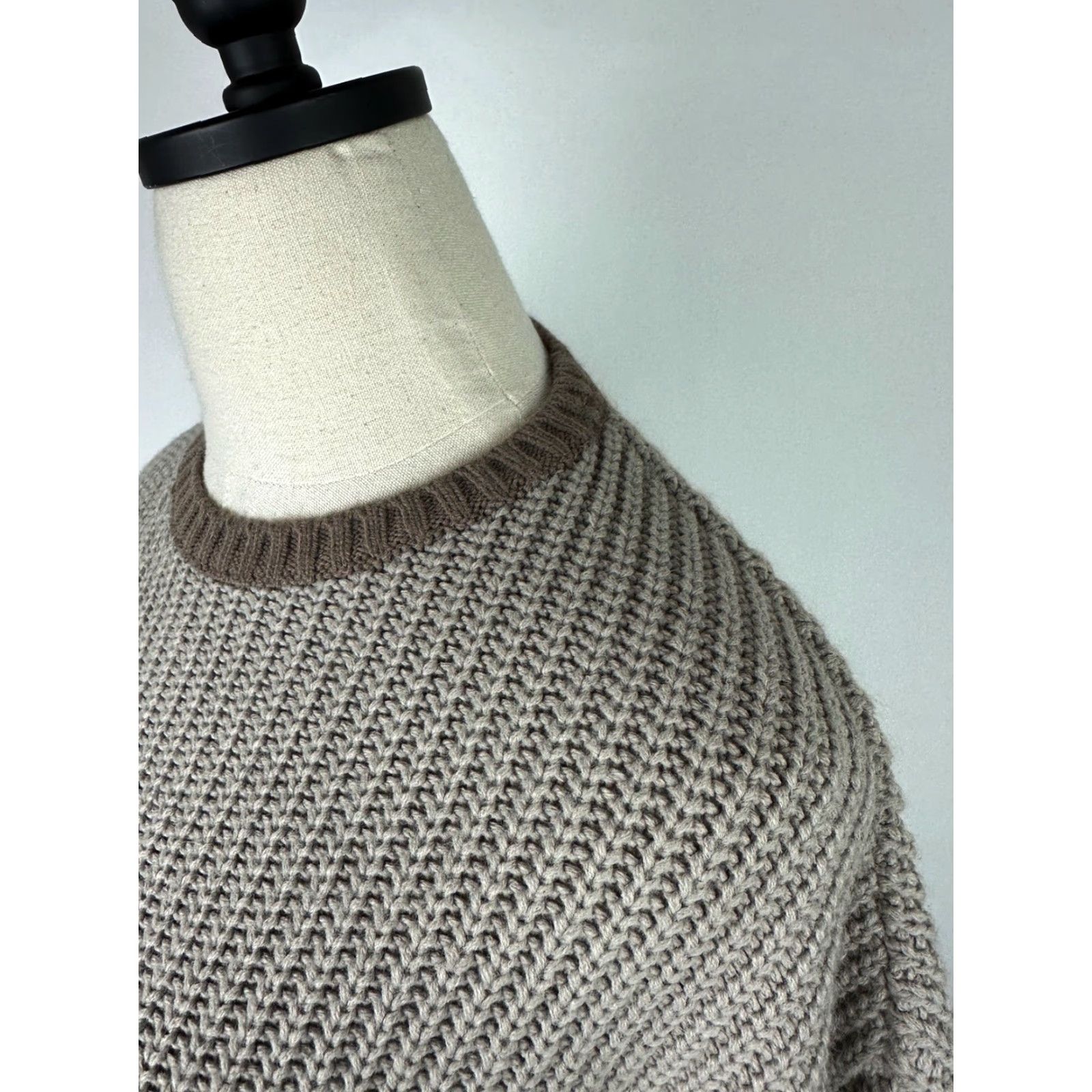 Asos VINTAGE ASOS Sweater Women's Medium Relaxed Beige Knit Acrylic Crew Neck Pullover Knit Solid 90s Grunge Bohemian Casual Mens Womens Size M / US 6-8 / IT 42-44 - 7 Thumbnail