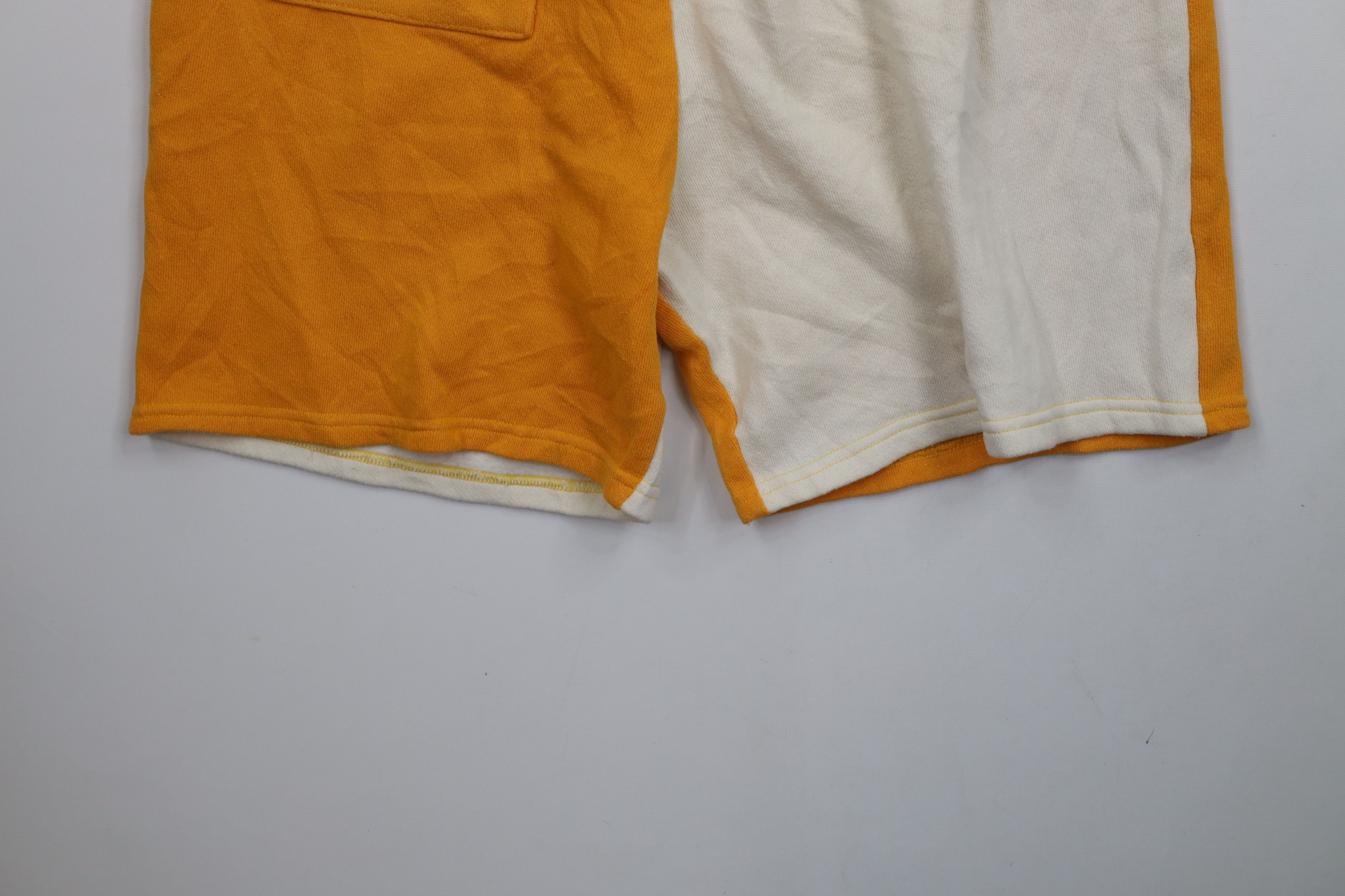 Vintage Vintage 90s Streetwear Block Bears Sweatpants Shorts USA Size US 36 / EU 52 - 14 Thumbnail