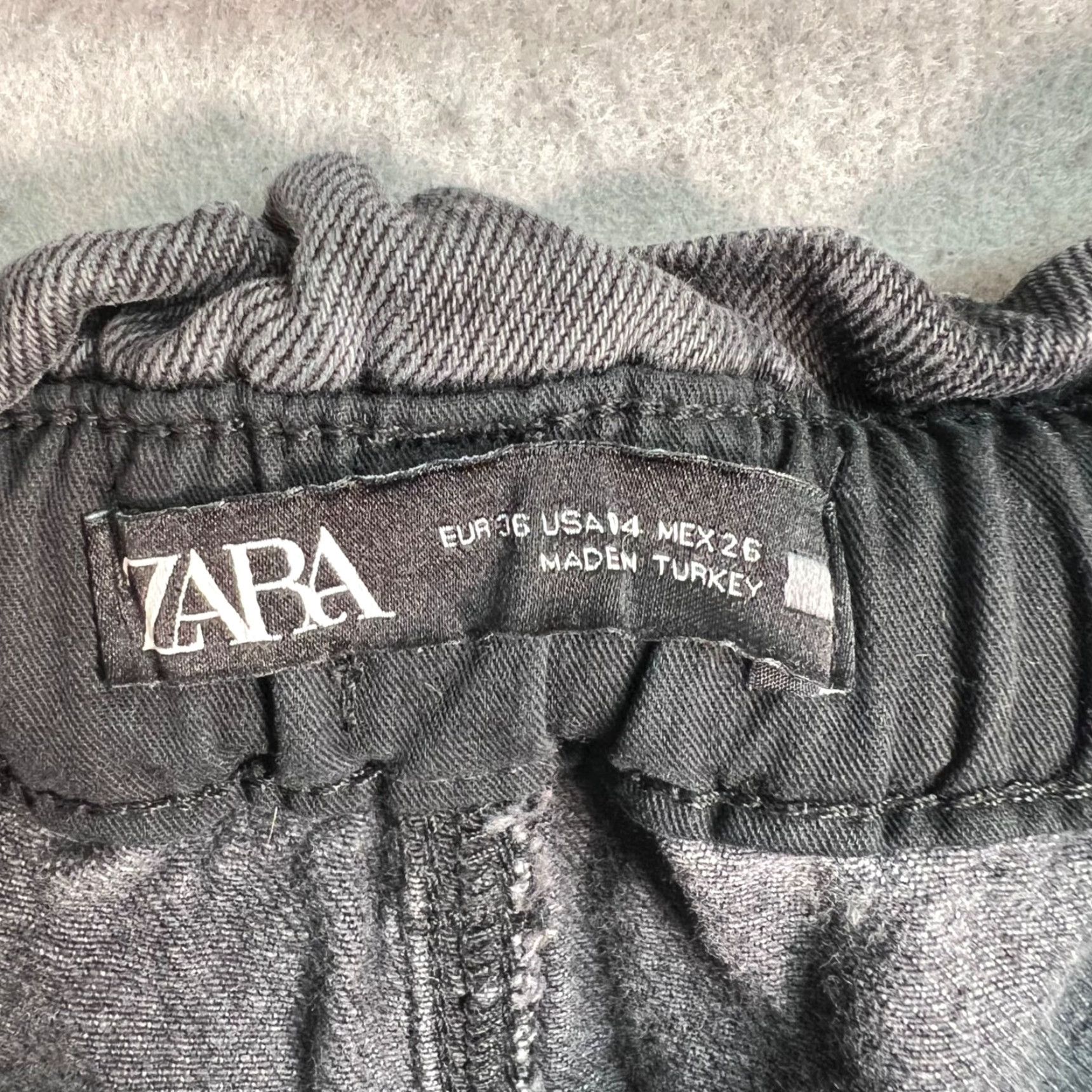 Zara VINTAGE Zara Womens High-Waisted Elastic Paperbag Jeans Washed Black Size 4 Size 27" / US 4 / IT 40 - 3 Thumbnail