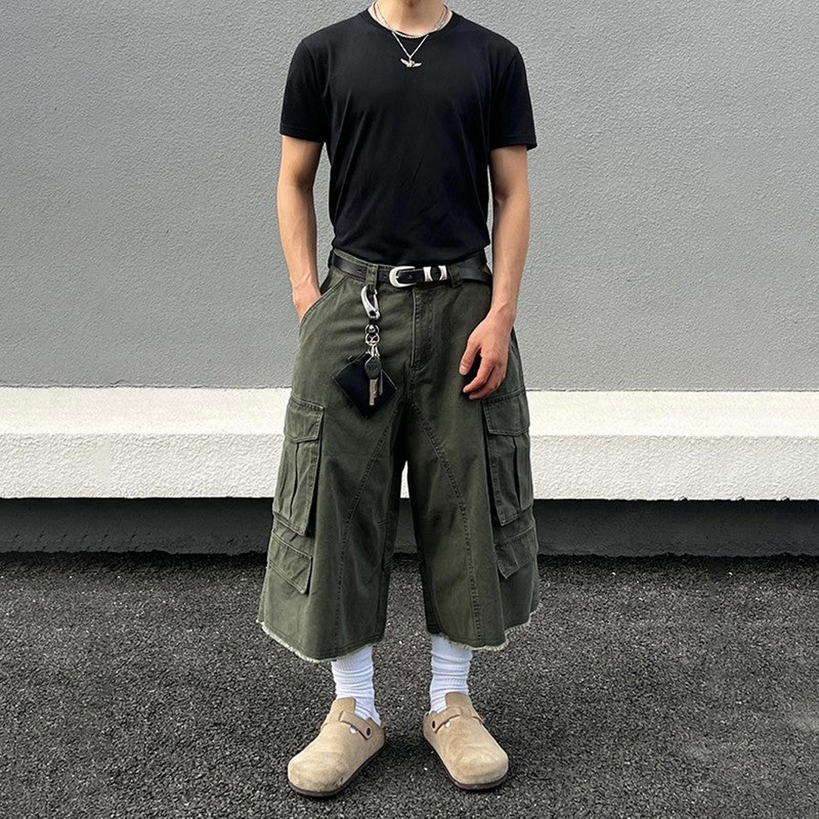 Other Olive Green Multi Pocket Cargo Wide Long Shorts / Jorts Size US 30 / EU 46 - 2 Thumbnail