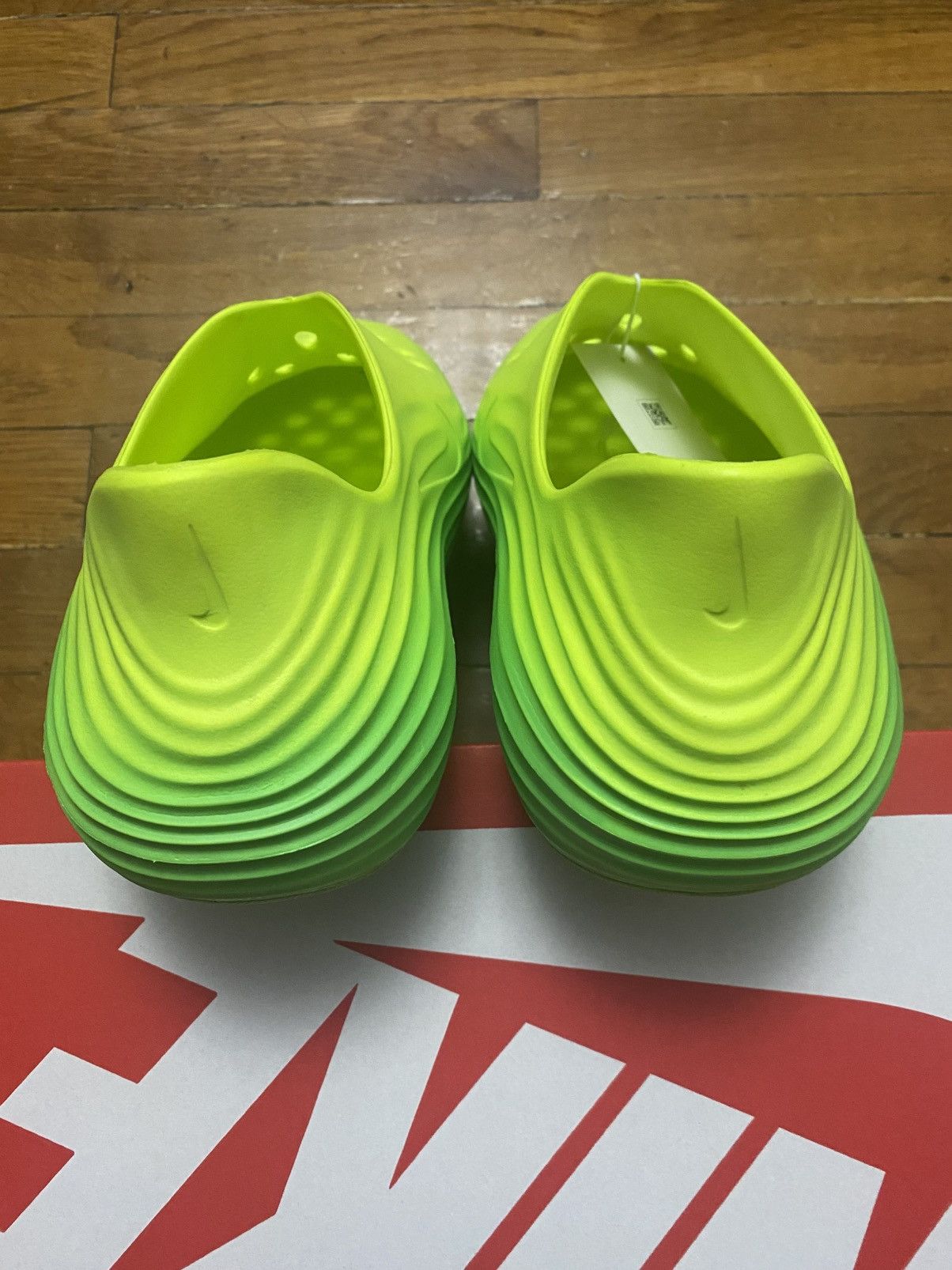 Nike Size 9 - Nike Reactx Rejuven8 Green Strike Black Volt Men’s Size US 9 / EU 42 - 5 Thumbnail