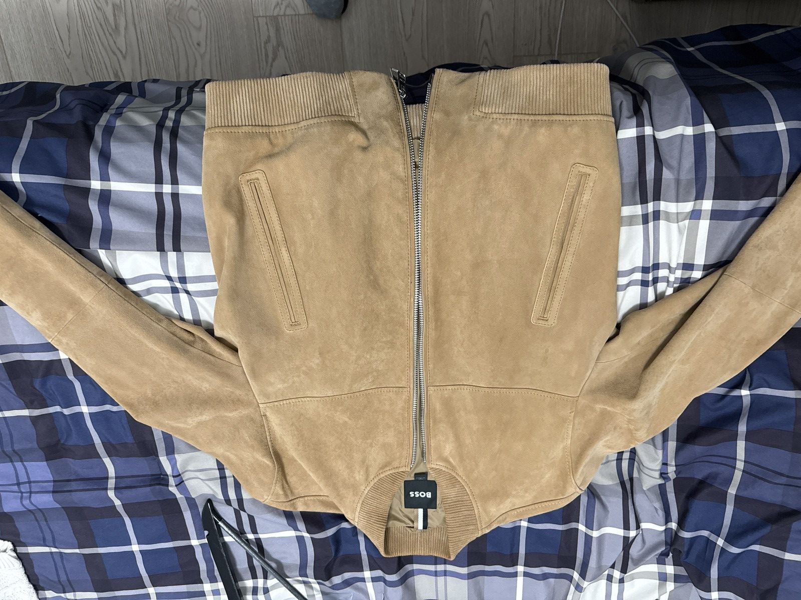 Hugo Boss Bomber Style Suede Jacket Size US M / EU 48-50 / 2 - 1 Thumbnail