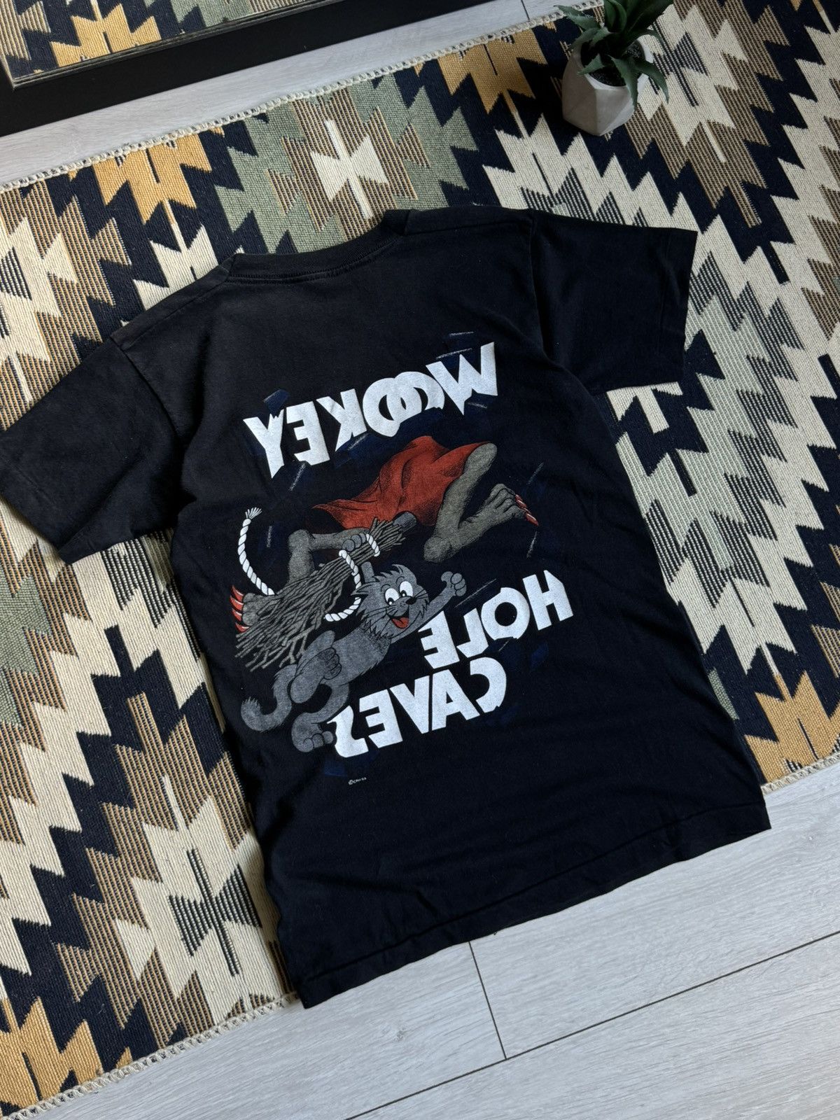 Vintage Vintage 94’ “Wookey Hole Caves” USA T-shirt Size US S / EU 44-46 / 1 - 8 Thumbnail