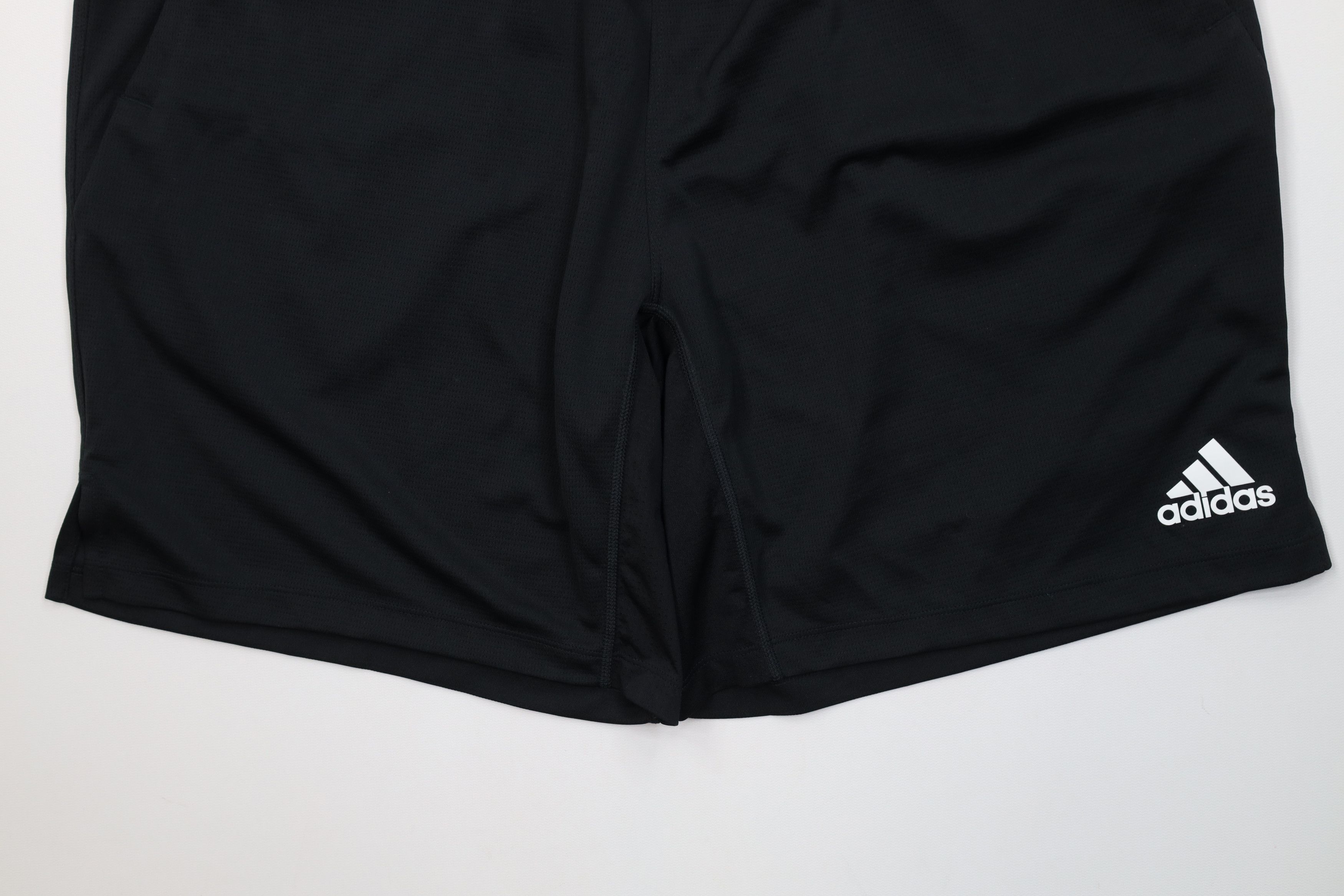 Adidas Y2K Adidas Running Jogging Soccer Shorts Black Polyester Size US 36 / EU 52 - 4 Thumbnail