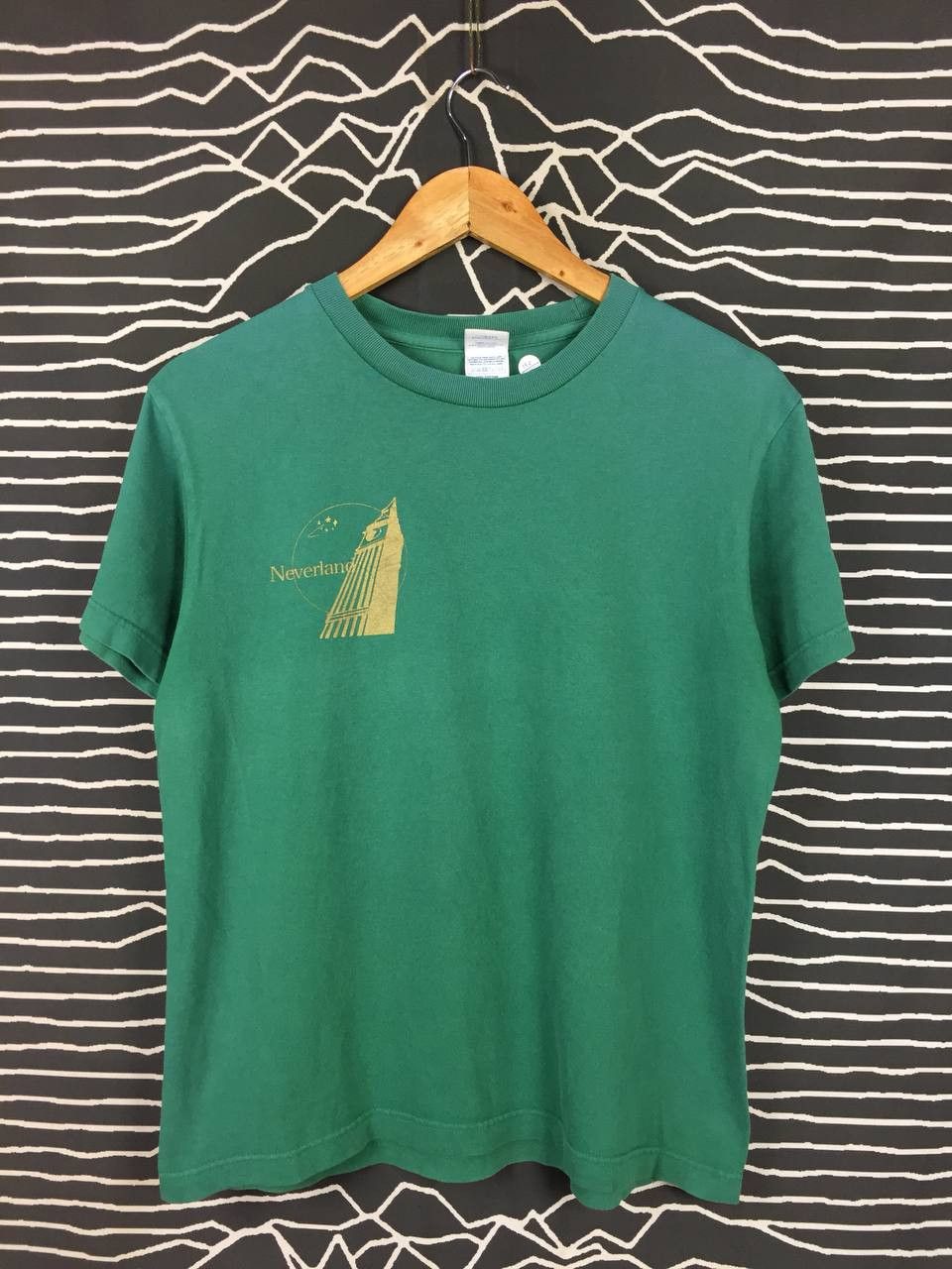 Vintage Neverland Anime Girl Graphic T-Shirt Green Manga Style Tee Size US S / EU 44-46 / 1 - 7 Thumbnail