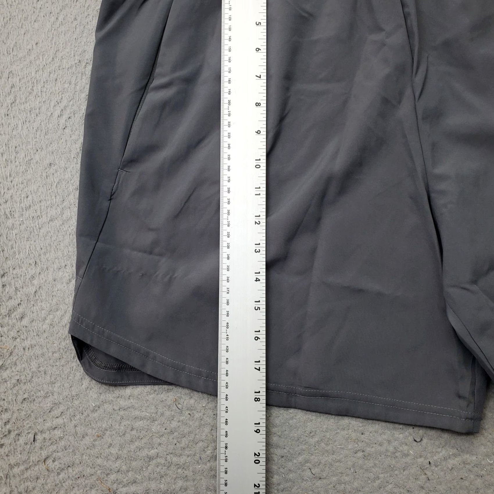 Adidas Adidas AEROREADY Running Shorts Mens XL Gray Elastic Waist Pockets Athletic Gym Casual Size US 36 / EU 52 - 3 Thumbnail