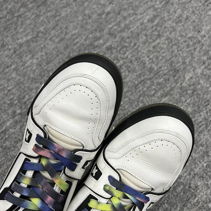 Louis Vuitton Louis Vuitton Trainer Fashion Sneakers for Men -2508 Size US 8 / EU 41 - 9 Thumbnail