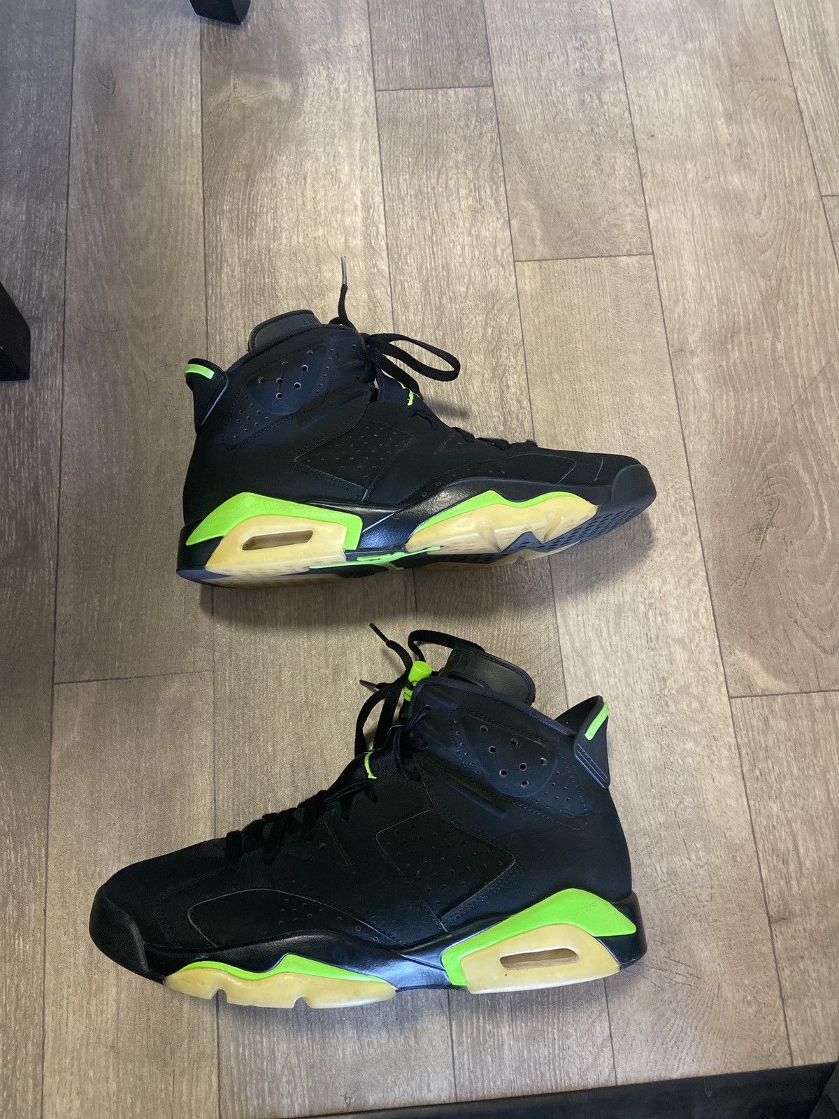 Jordan Brand Jordan 6 Size US 11.5 / EU 44-45 - 2 Thumbnail