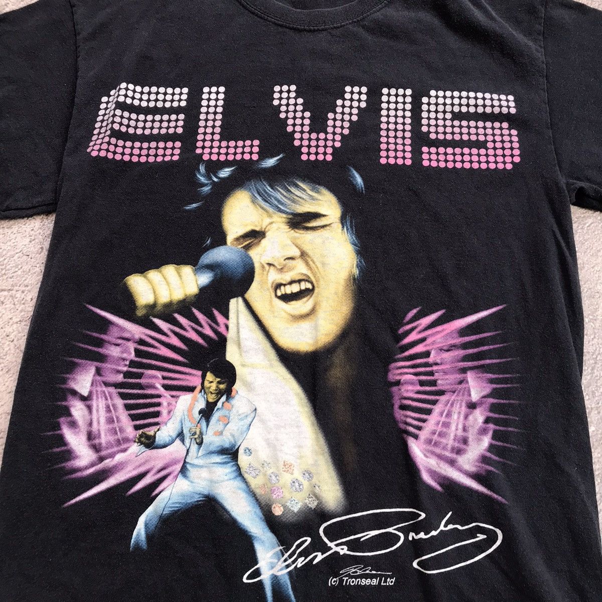 Vintage Vintage 90s Elvis Graphic Tee Band Tee Y2K Rave Pink Boxy S Size US S / EU 44-46 / 1 - 2 Thumbnail