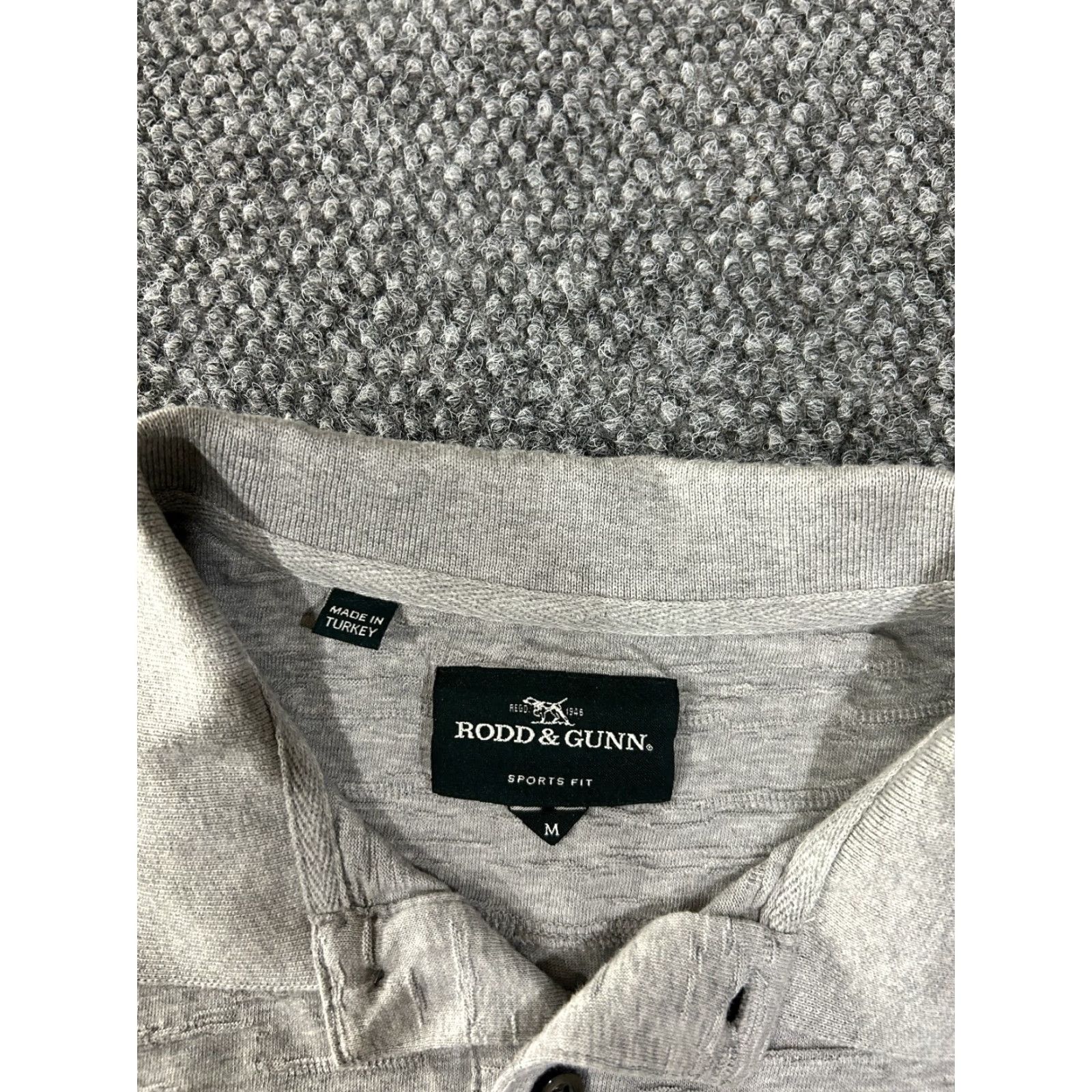 Rodd & Gunn Rodd & Gunn polo shirt Mens Medium gray cotton short sleeve sport fit casual Size US M / EU 48-50 / 2 - 3 Thumbnail