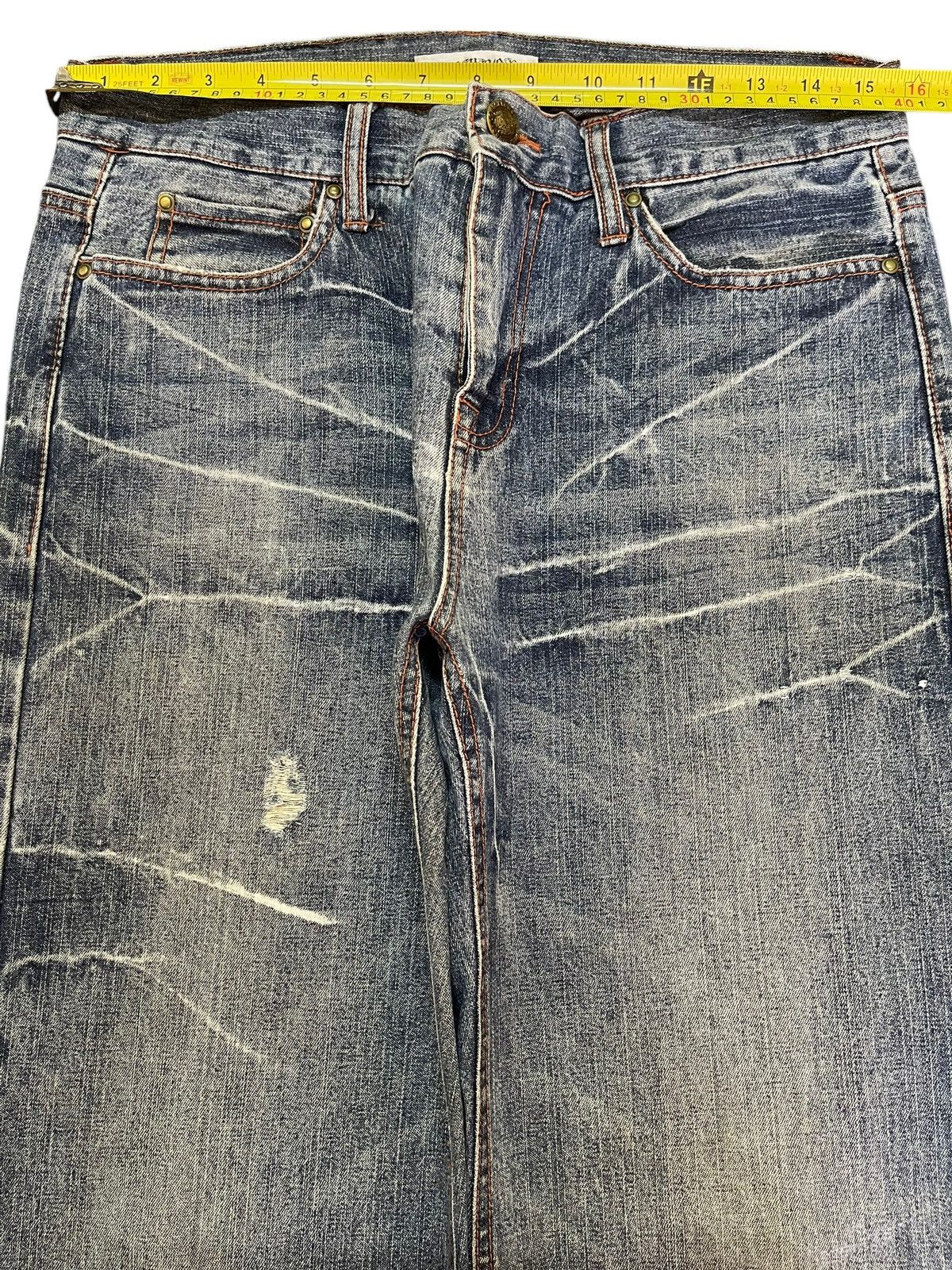 LOWBOX Vintage Lowbox Blue Faded Wash Style Loose Jeans Size US 31 - 13 Thumbnail