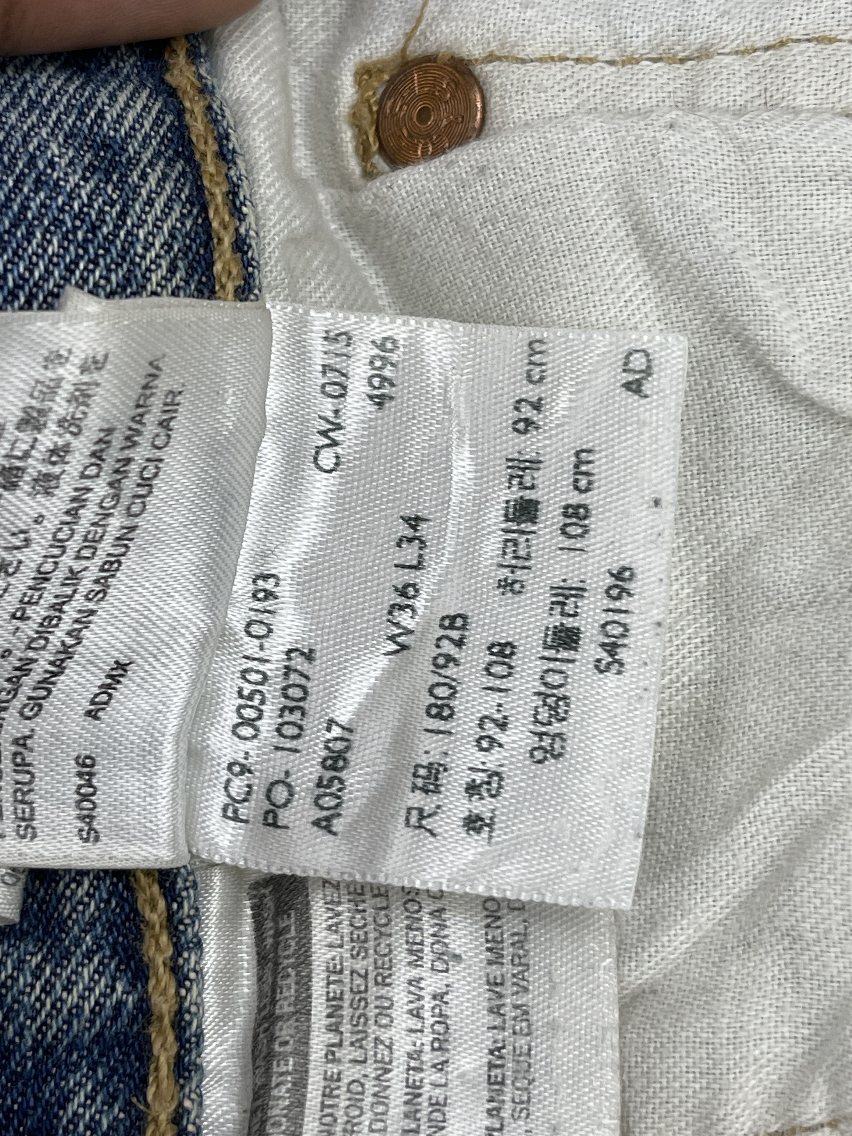 Levi's × Vintage Dirty Vintage Levis 501 Faded Blue Jeans Size US 37 - 8 Thumbnail