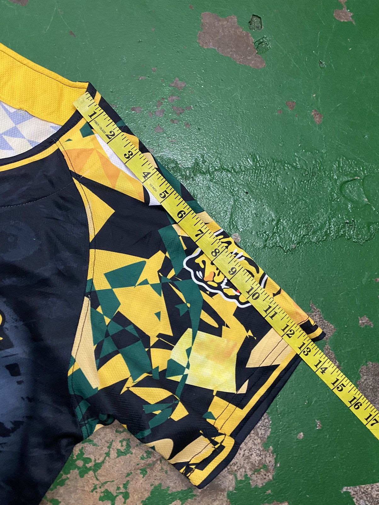 MLB Rare❗️ HANSHIN TIGERS × MIZUNO JAPAN FULL PRINT JERSEY SHIRT Size US M / EU 48-50 / 2 - 10 Thumbnail