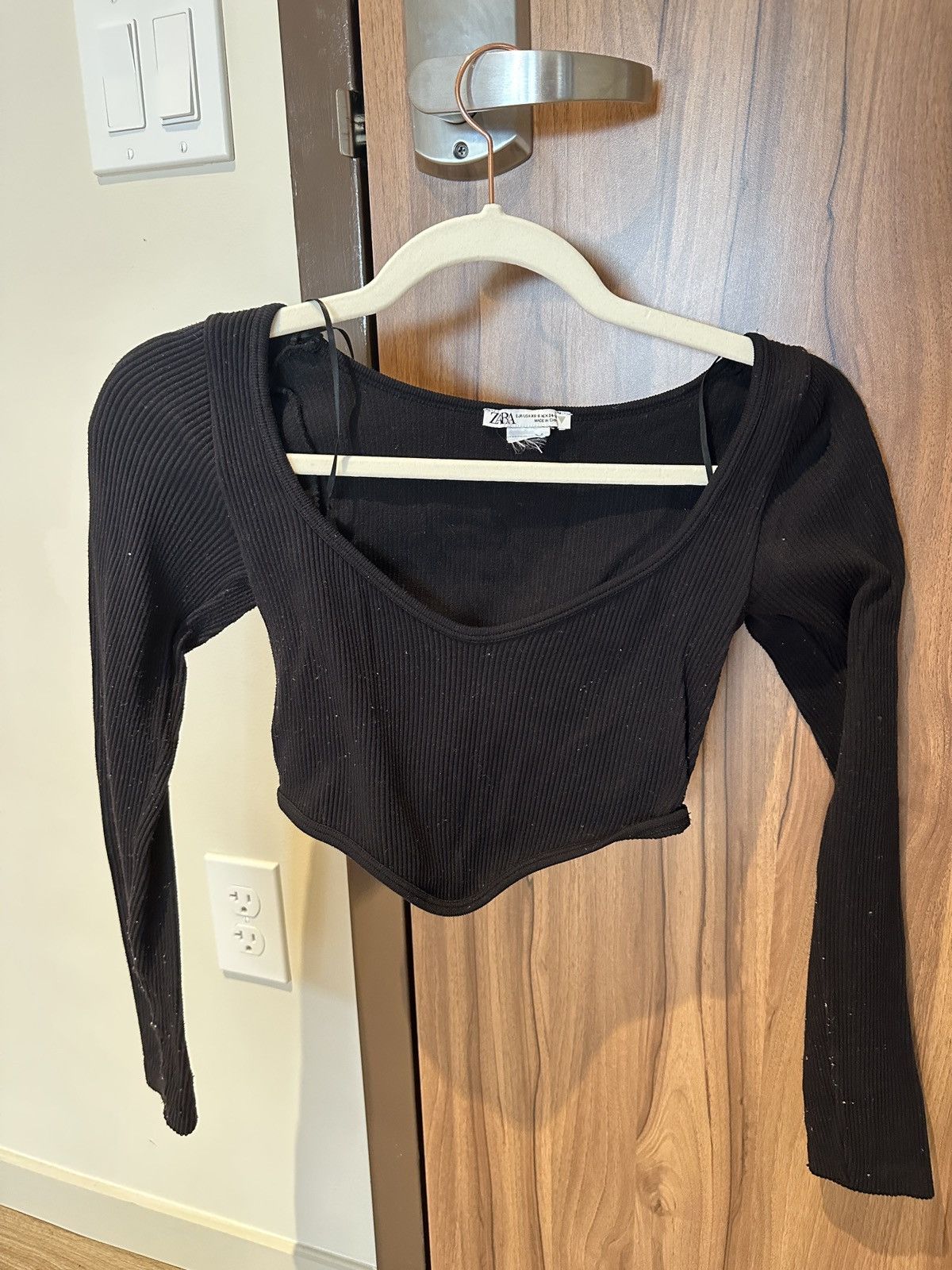 Zara Sexy Zara long sleeve sweater❤️‍🔥 Size XS / US 0-2 / IT 36-38 - 1 Thumbnail