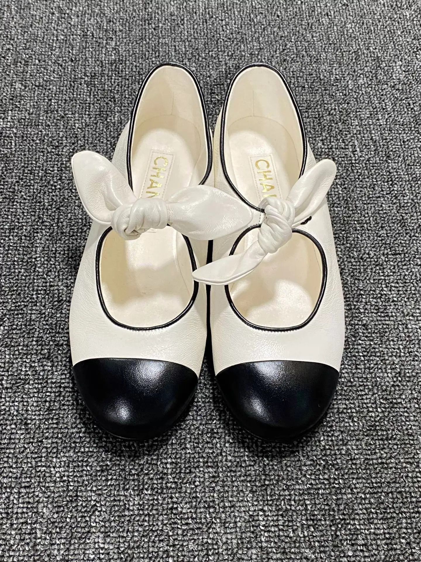 Chanel Chanel 25C Women's Bow Mary Jane 98 New 35.5 Size US 5 / IT 35 - 2 Thumbnail