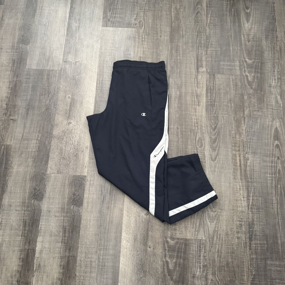 Champion CHAMPION • VNTG "Navy/White" Joggers (L) Size US 34 / EU 50 - 1 Thumbnail