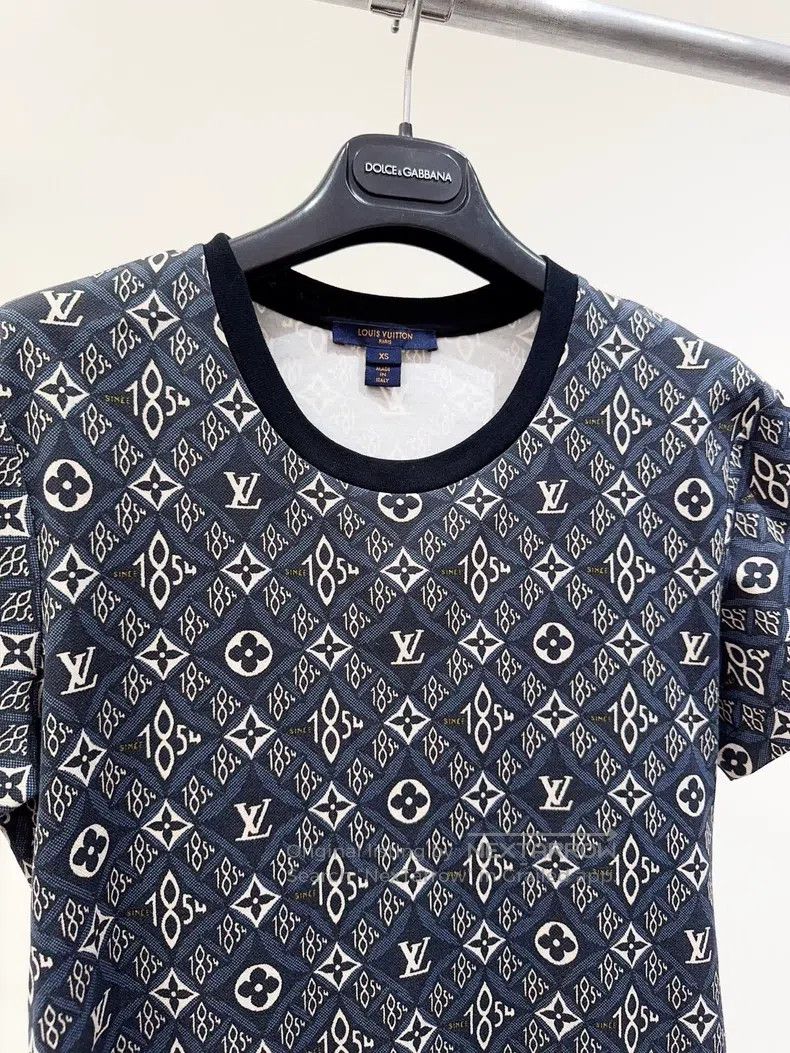 Louis Vuitton Louis Vuitton short sleeves Size US XS / EU 42 / 0 - 3 Thumbnail