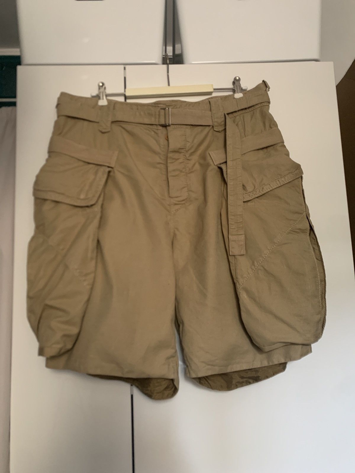Sacai Big detachable pockets shorts Size US 35 - 1 Thumbnail