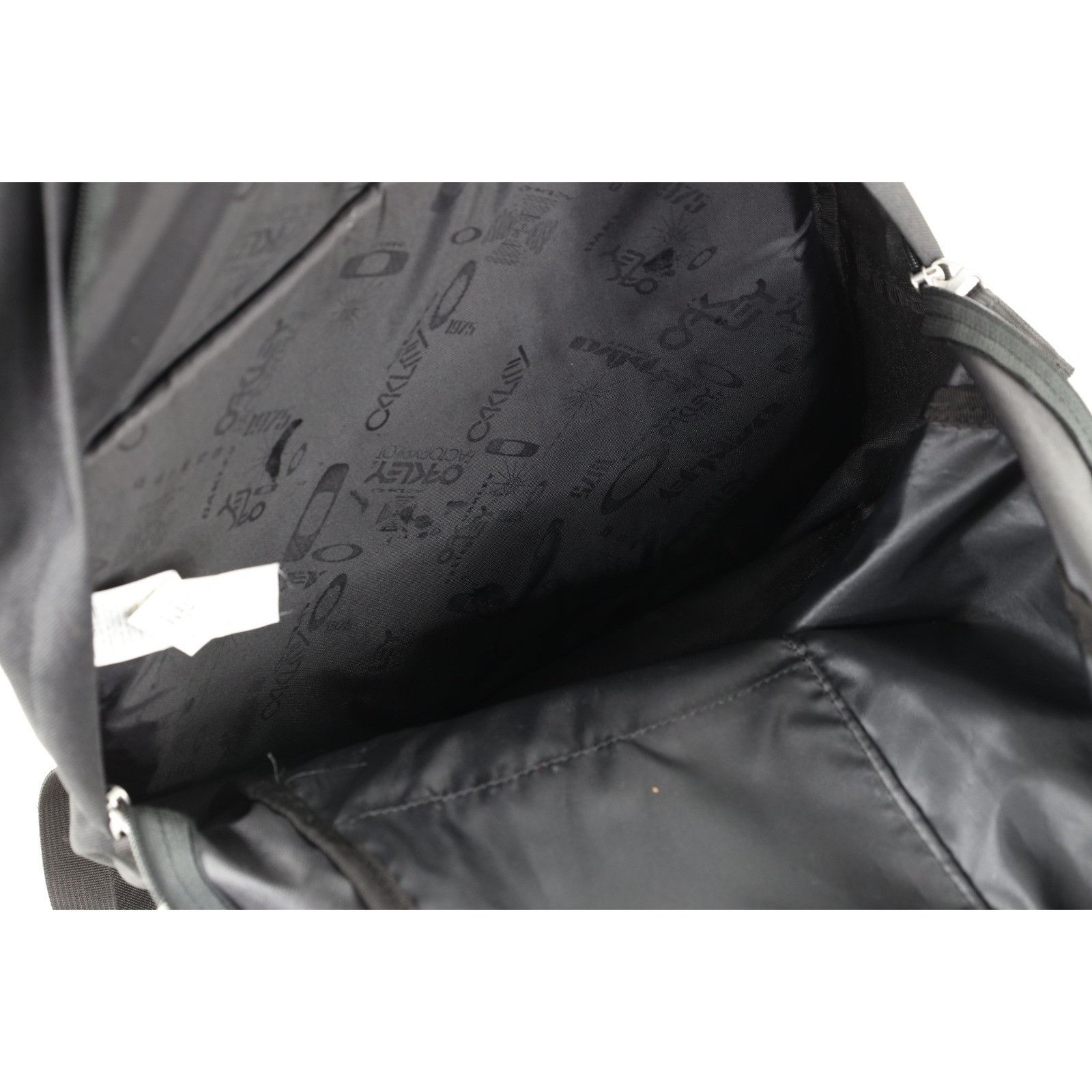 Oakley Vintage Oakley Big Logo Spell Out Distressed Backpack Bag Size ONE SIZE - 14 Thumbnail