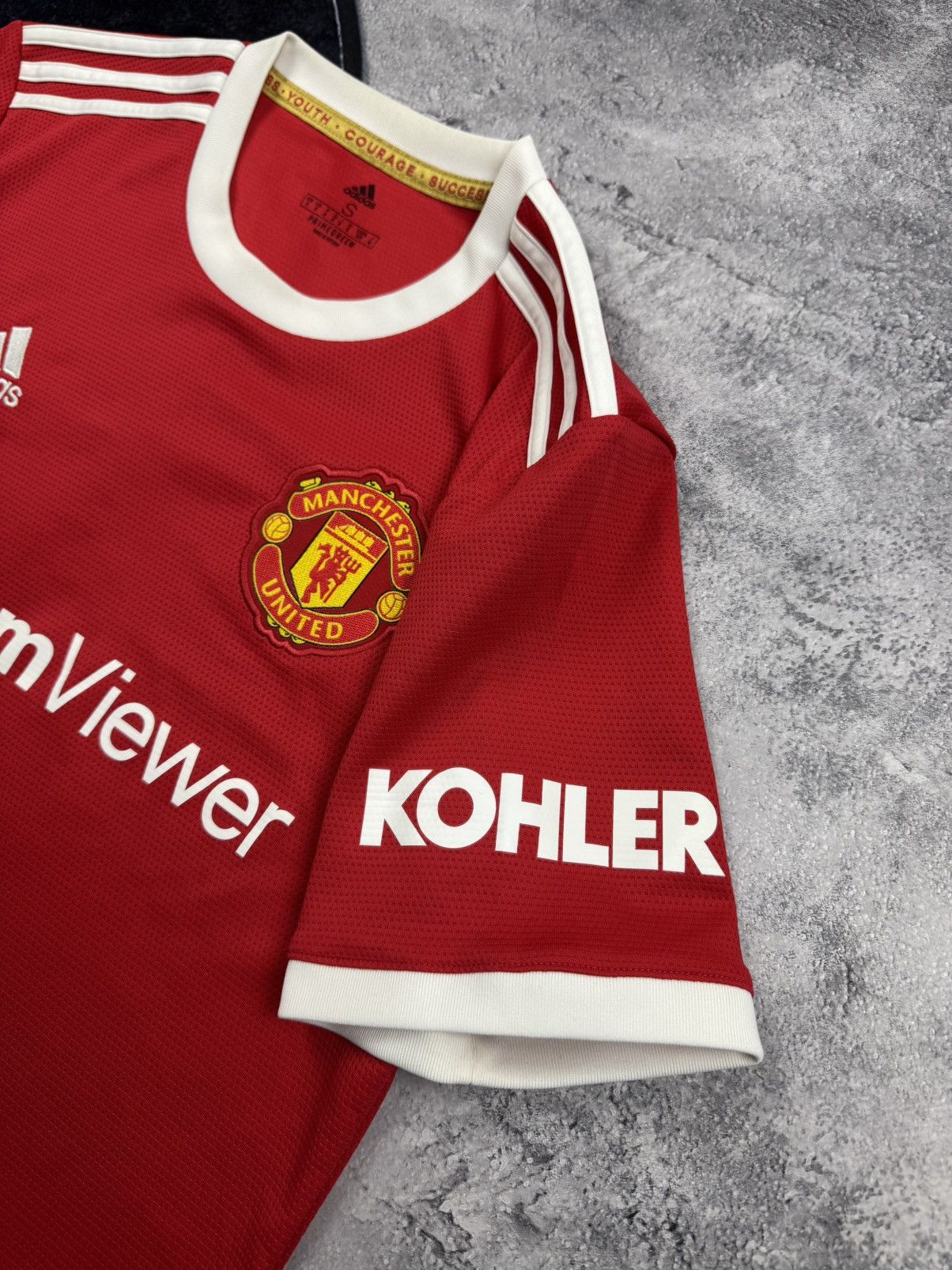 Adidas MANCHESTER UNITED 2021-2022 HOME FOOTBALL JERSEY ADIDAS Size US S / EU 44-46 / 1 - 13 Thumbnail