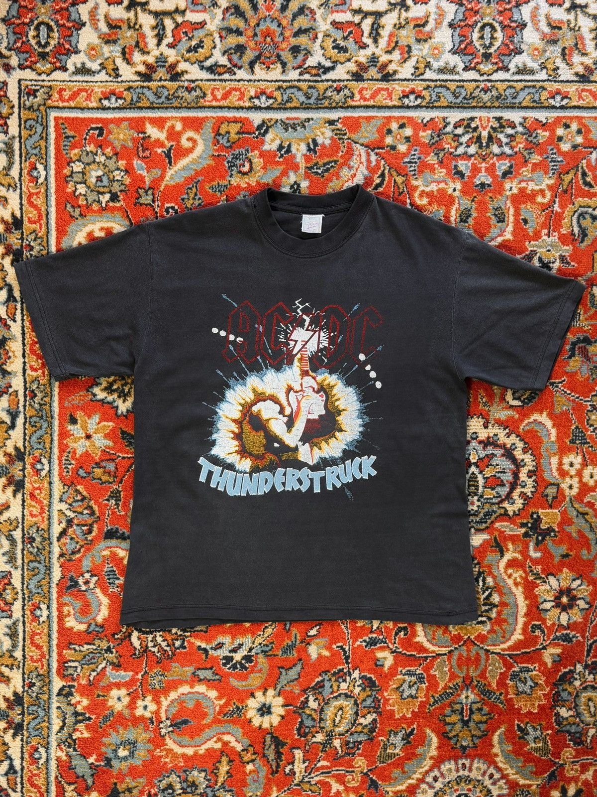 AC/DC × Band Tees × Vintage 90s Vintage ACDC Thunderstruck Faded Rock Tee T-Shirt Size US L / EU 52-54 / 3 - 4 Thumbnail