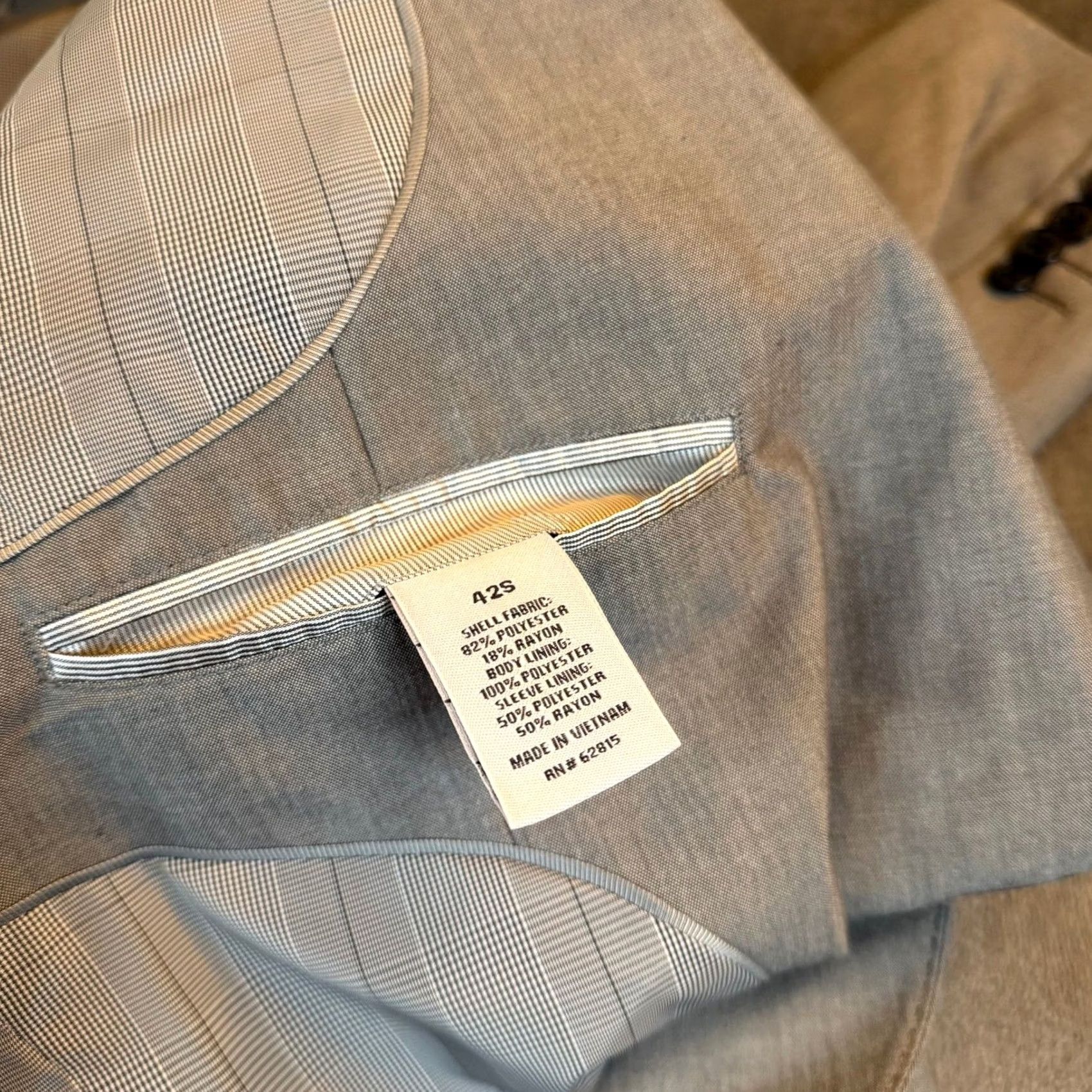 Vintage J.Ferrar Slim Fit Suit Jacket & Vest 42 Short Gray Two Piece Set Mens Size US 42 / EU 58 - 5 Thumbnail