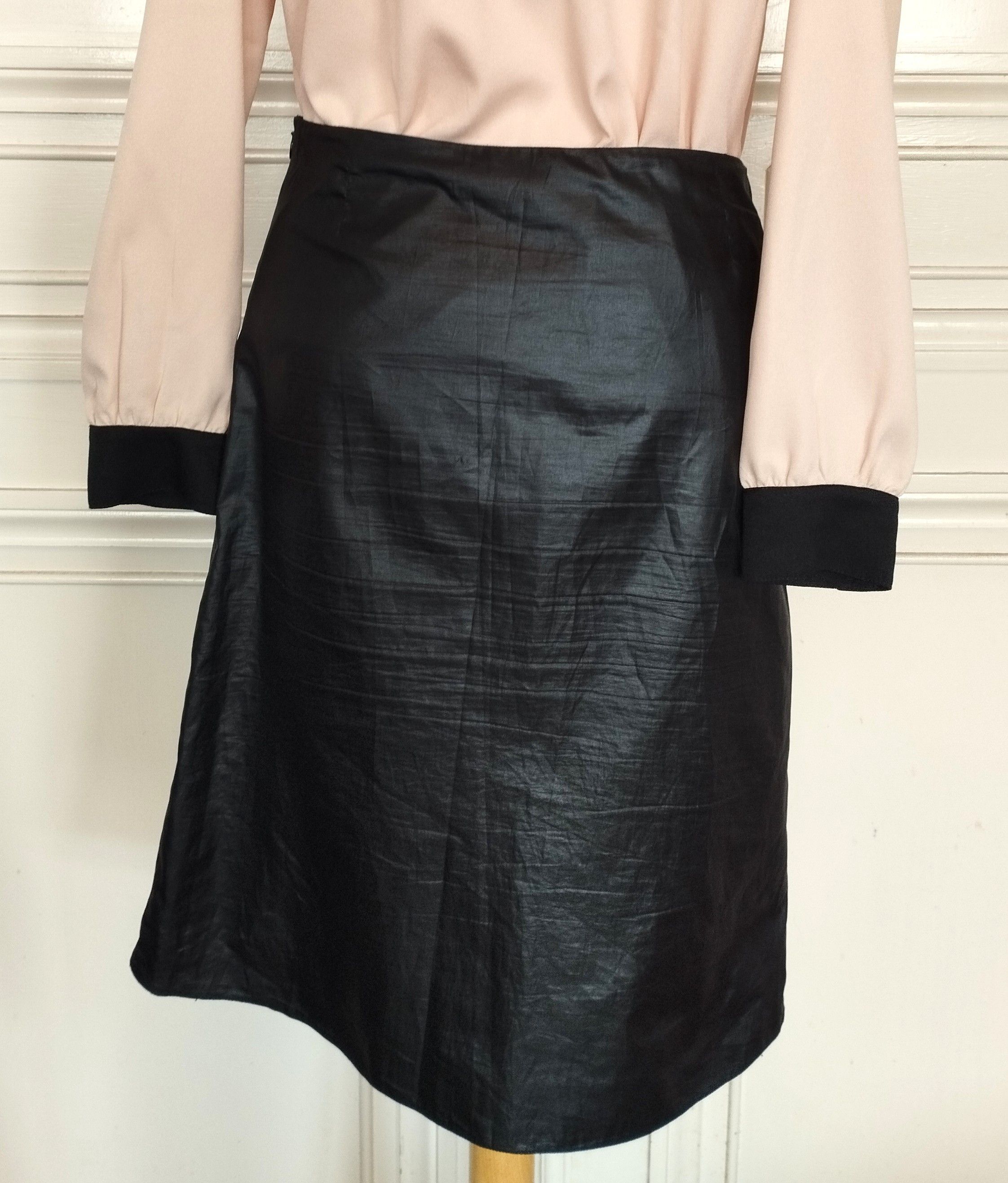 Barbara Bui Barbara Bui Jupe Mutine Glacis Wet Decoupes T S/M Size 27" / US 4 / IT 40 - 5 Thumbnail