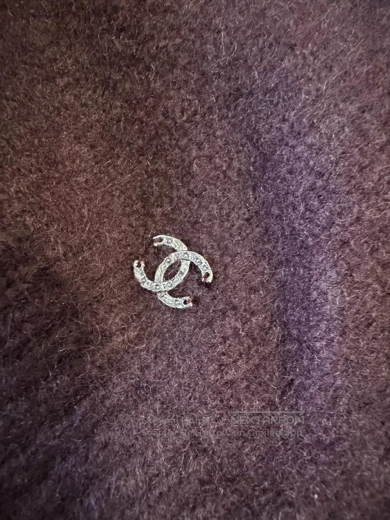 Chanel Chanel Burgundy flower sweater Size XS / US 0-2 / IT 36-38 - 4 Thumbnail